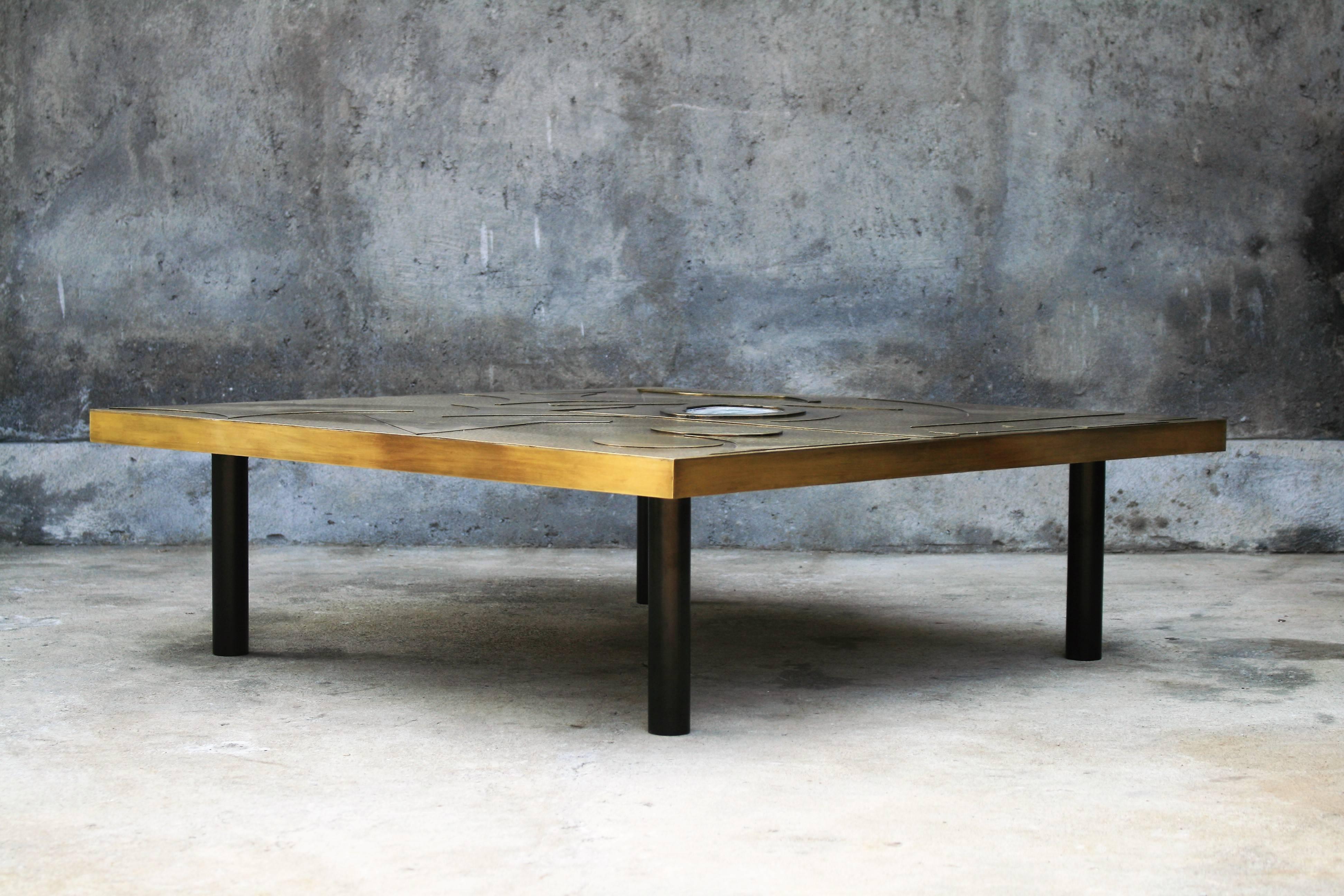 Mid-Century Modern Brutalist Square Coffee Table Nr1 by Belgali Acid Etched Brass and Agate Slice For Sale