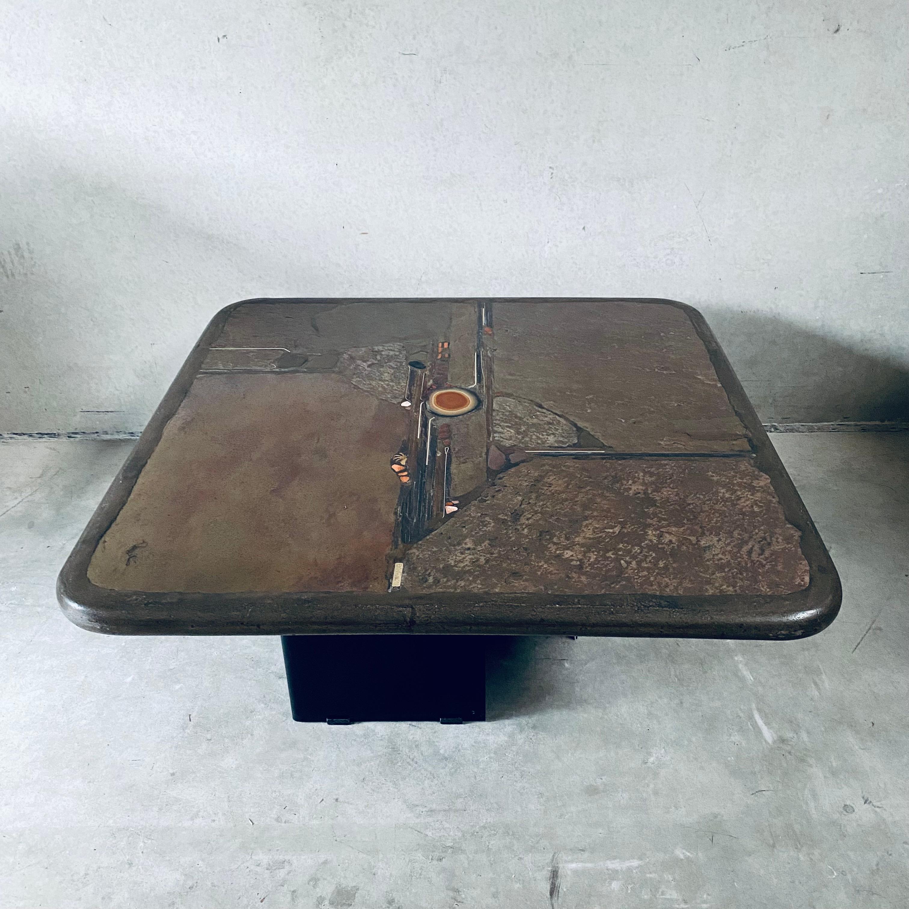 Table basse carrée brutaliste en ardoise et agate rouge de Paul Kingma  en vente 5