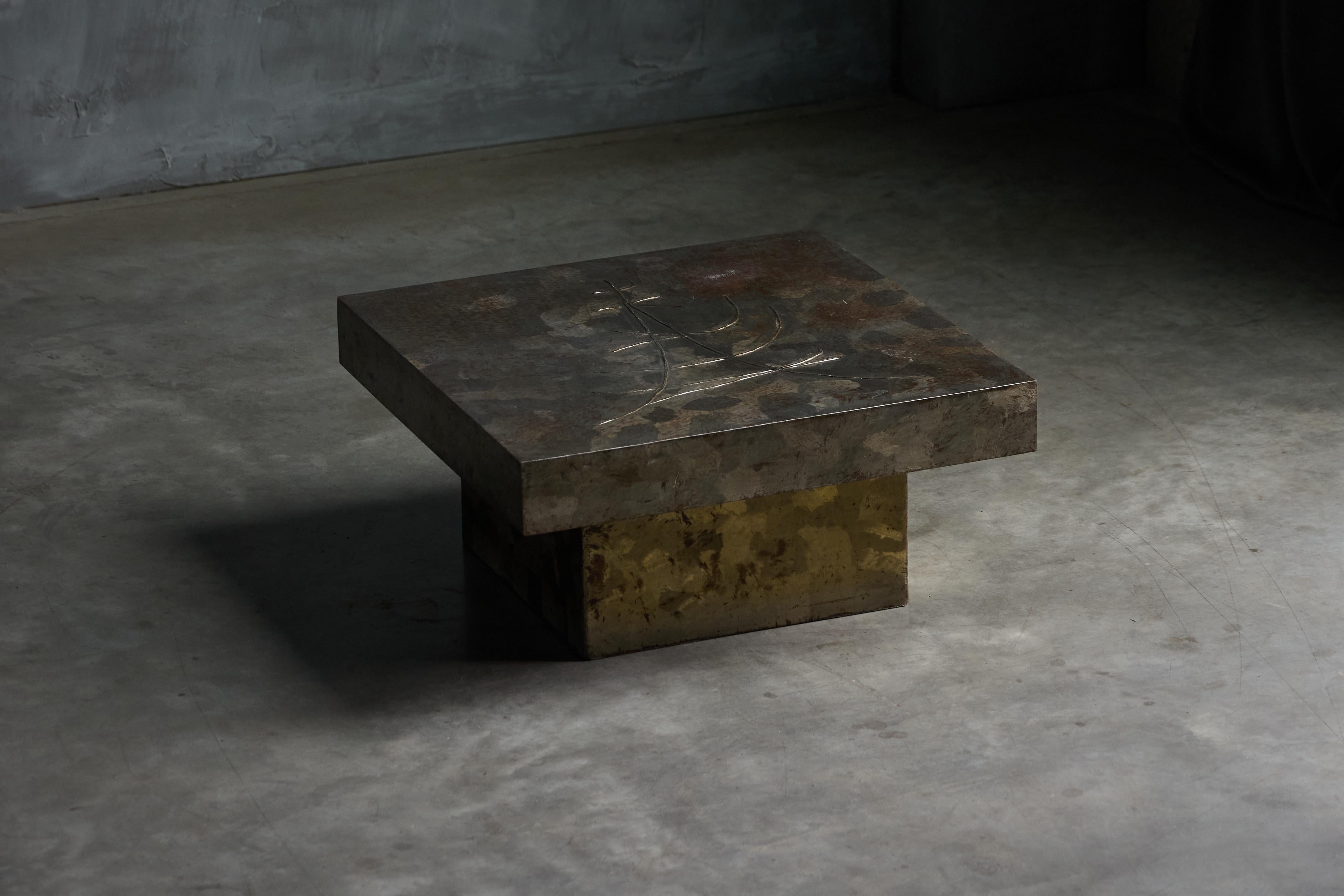 Brutalist Steel Coffee Table, France, 1970s For Sale 3