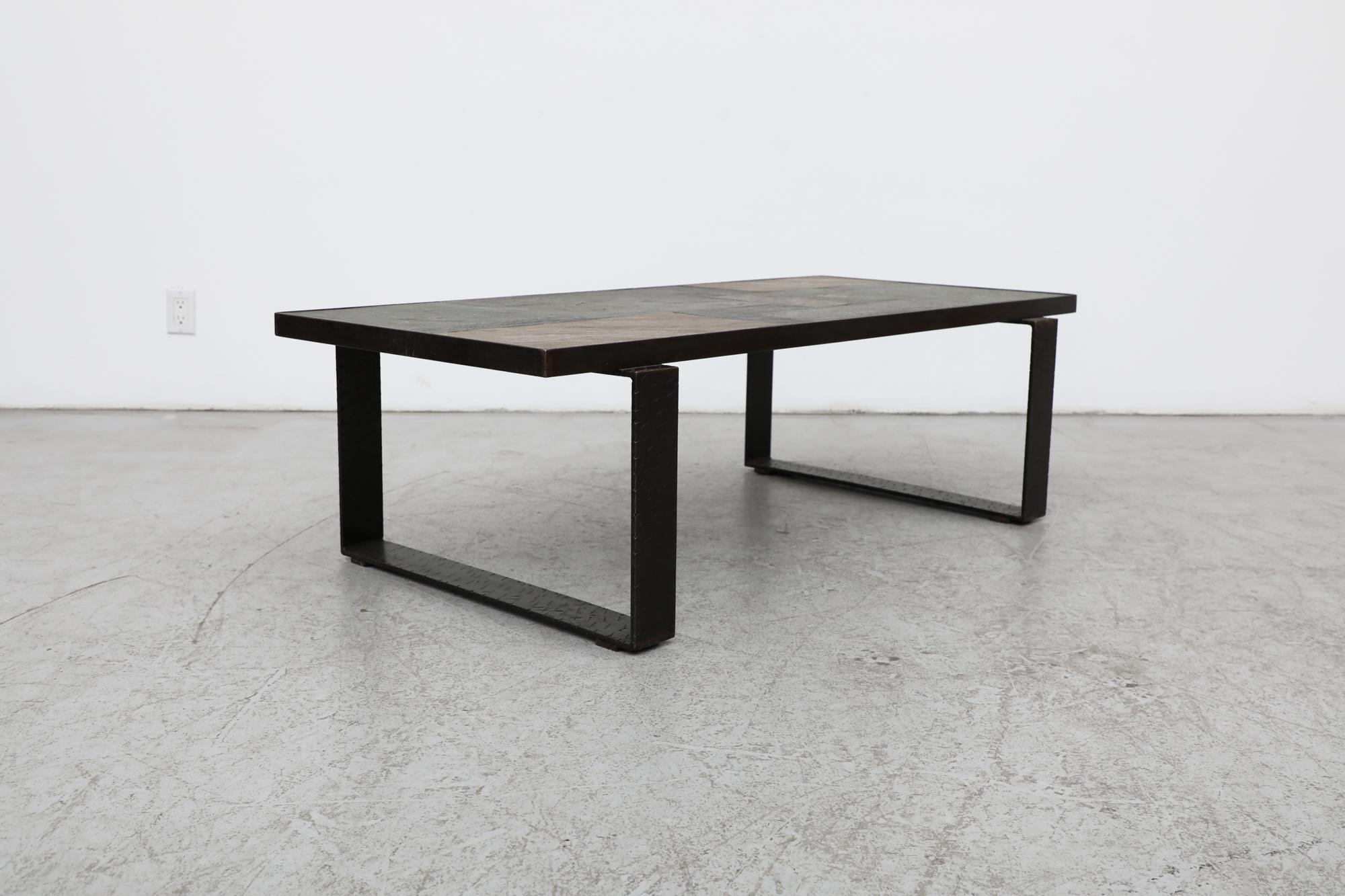 Table basse brutaliste en mosaïque de pierre et d'acier dans le style de Paul Kingma en vente 2