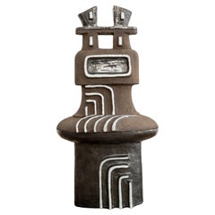 Escultura Brutalista de Gres