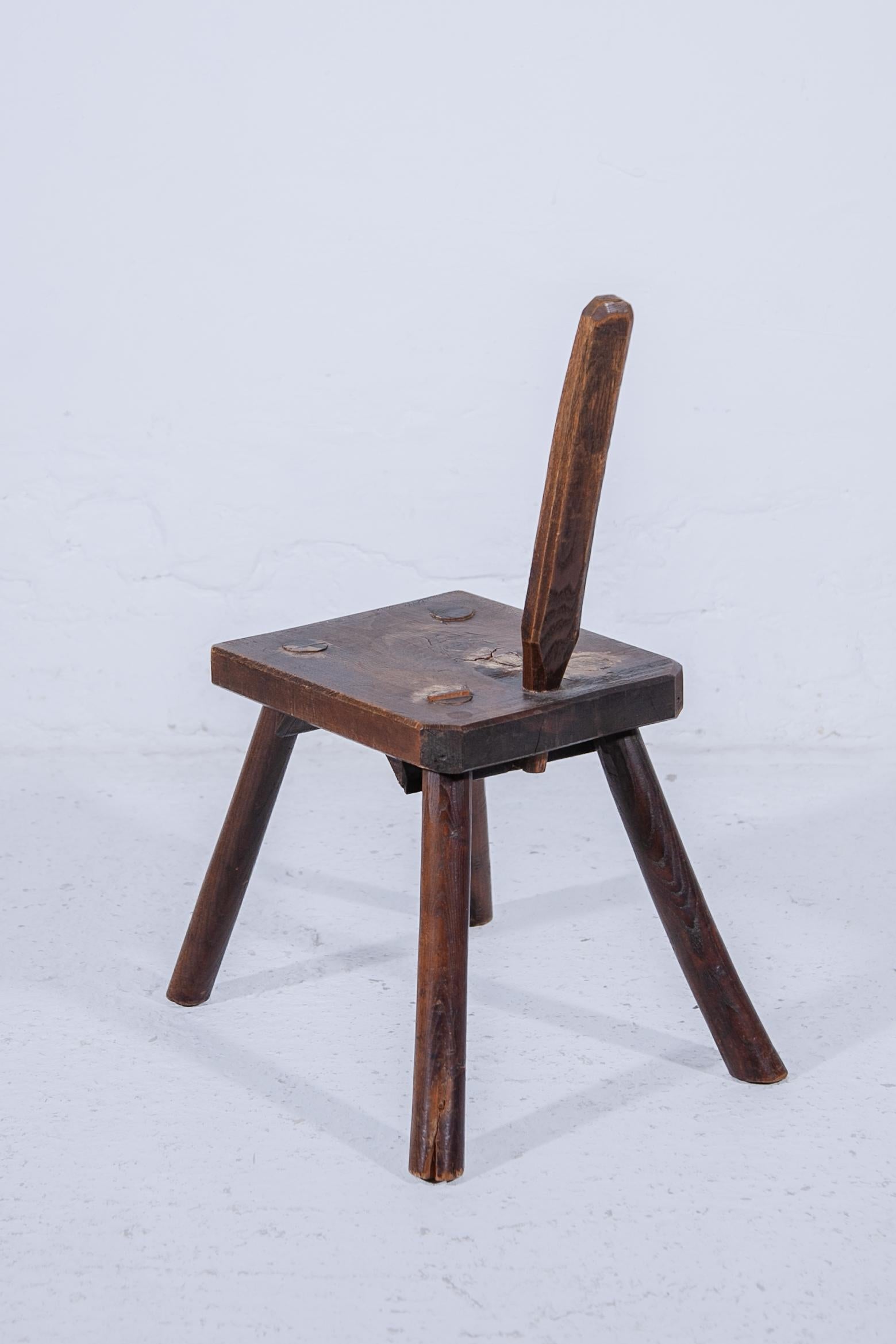 Brutalist Stool Authentic Milk Stool, Belgium 19th century. In Good Condition For Sale In Antwerp, BE