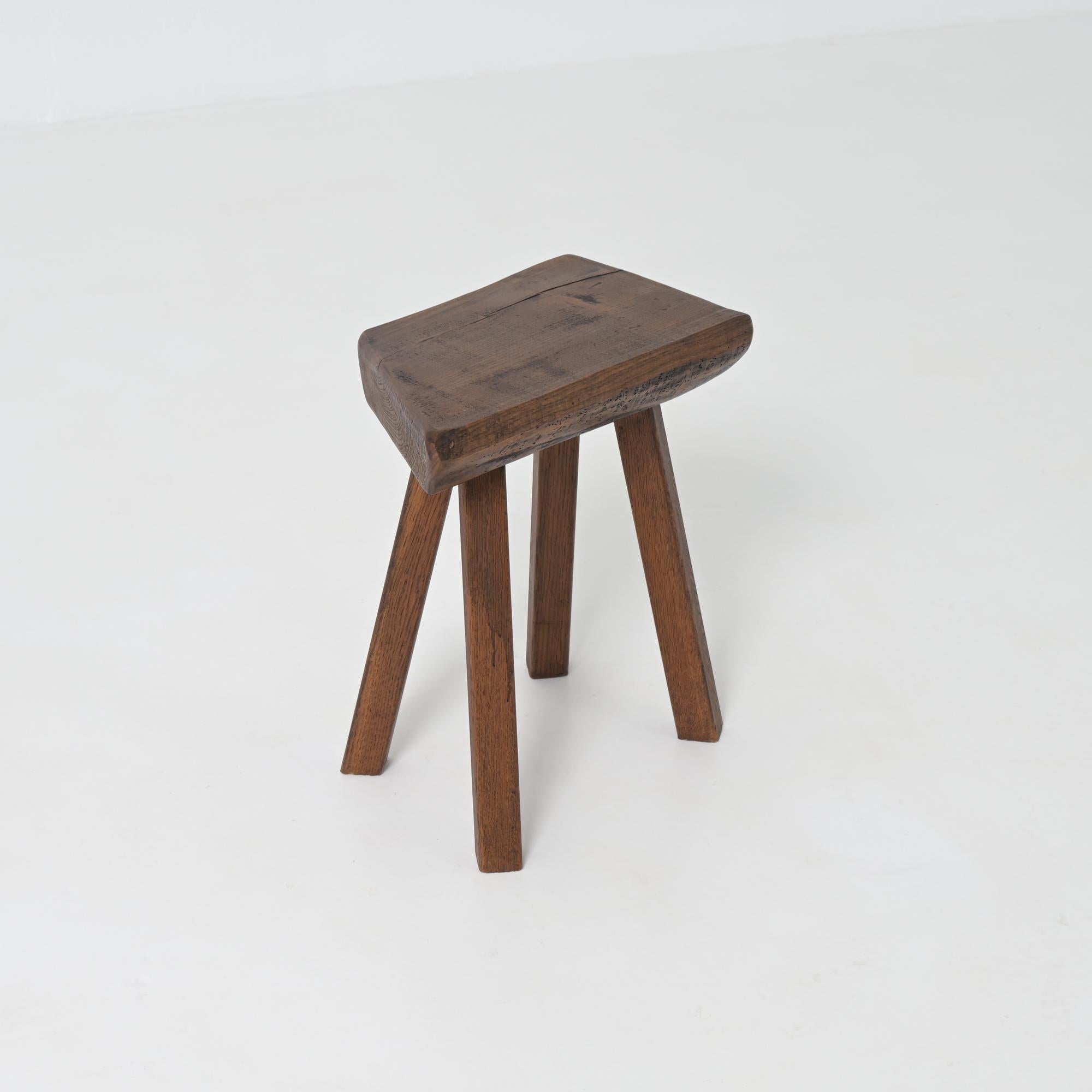 Brutalist Stool by Mobichalet Bon état - En vente à Vlimmeren, BE