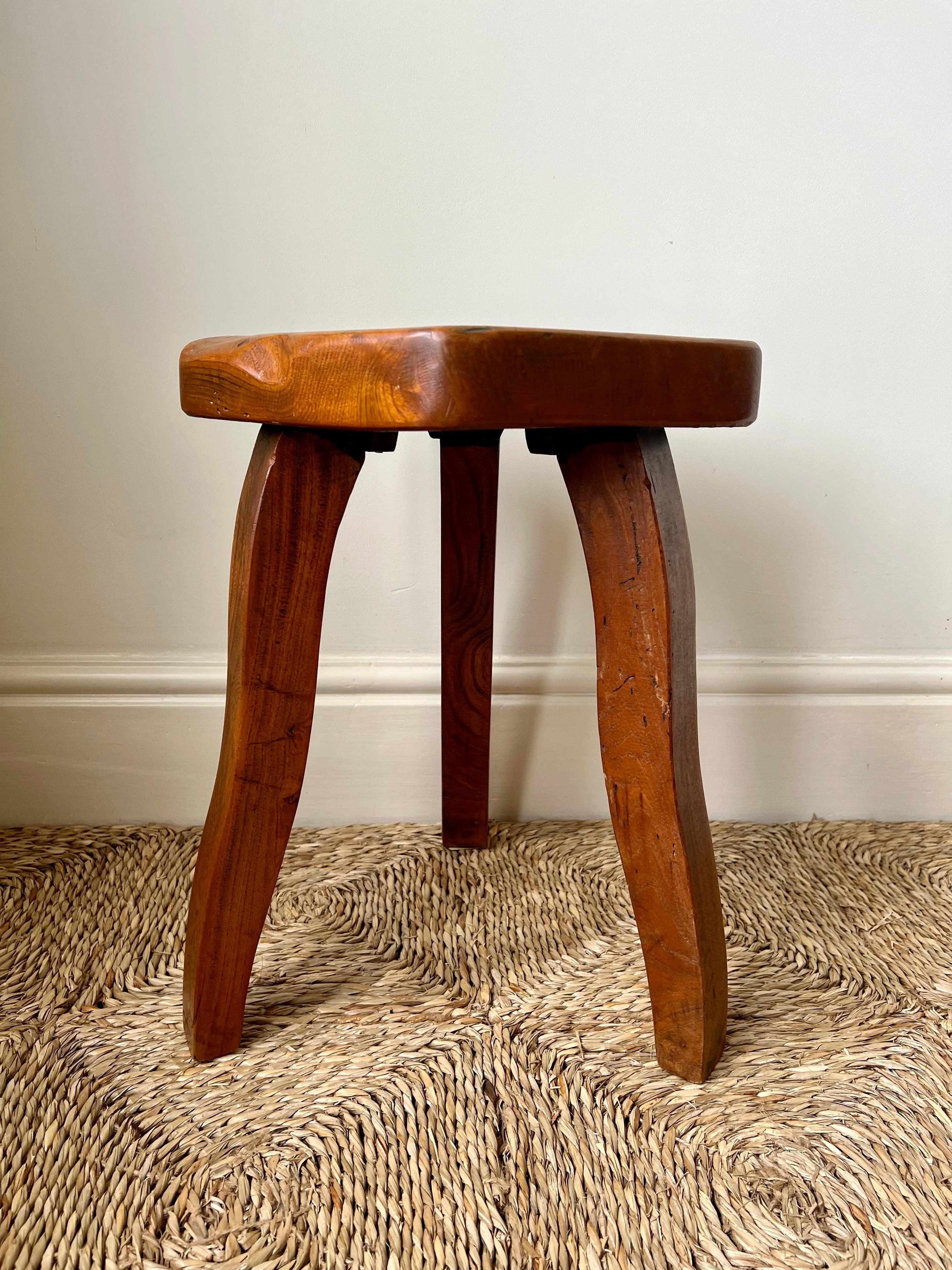 Brutalist Stools In Elm by Aranjou France c.1960 Olavi Hanninen Mikko Nuppon For Sale 2