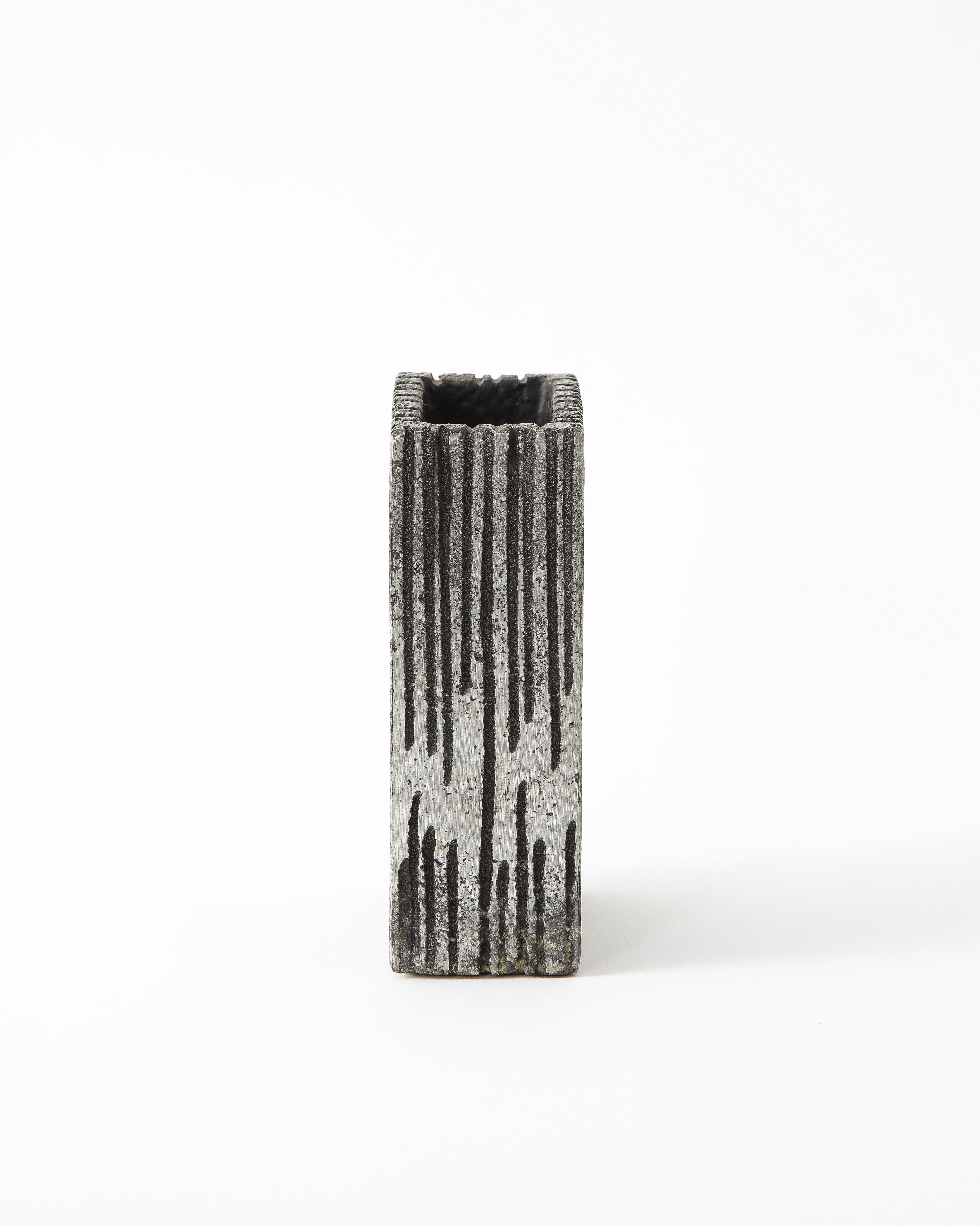 Brutalist Striated Rectangular Metallic Vase in Light Silver For Sale 8