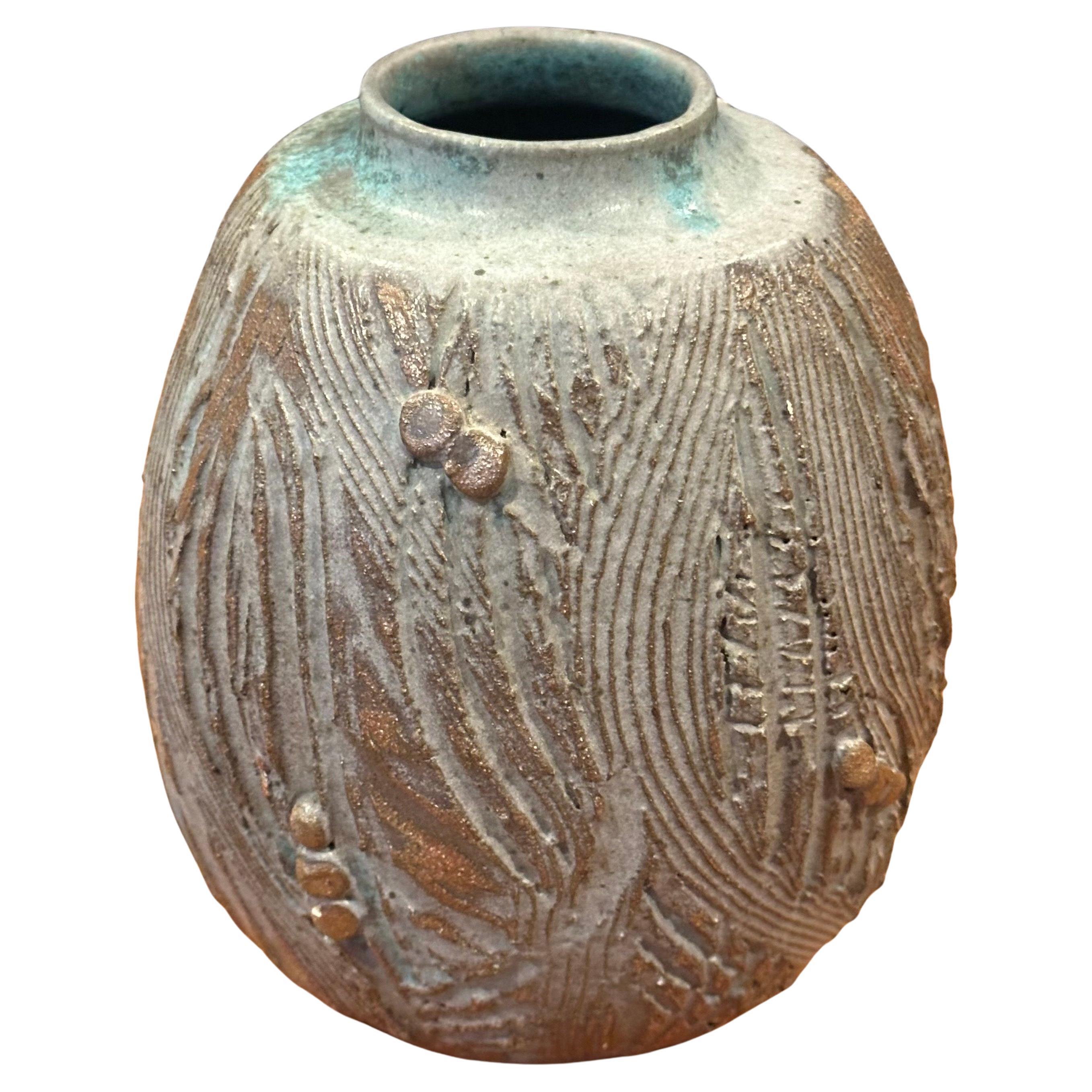 Brutalist Studio Pottery Steingut Vase - Signiert im Zustand „Gut“ im Angebot in San Diego, CA