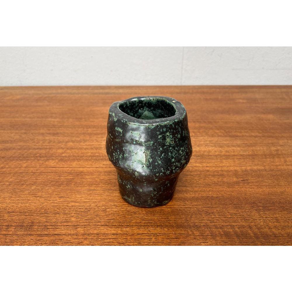 Brutalist Studio Pottery Vase, Germany, 1980s, in Very Good conditions. Designed 1980 to 1989.

Additional information:
Materials: Ceramic
Color: Green
Styles: Brutalist
Period: 1980s
Country of Origin: Germany
Item Type: Vintage, Antique or