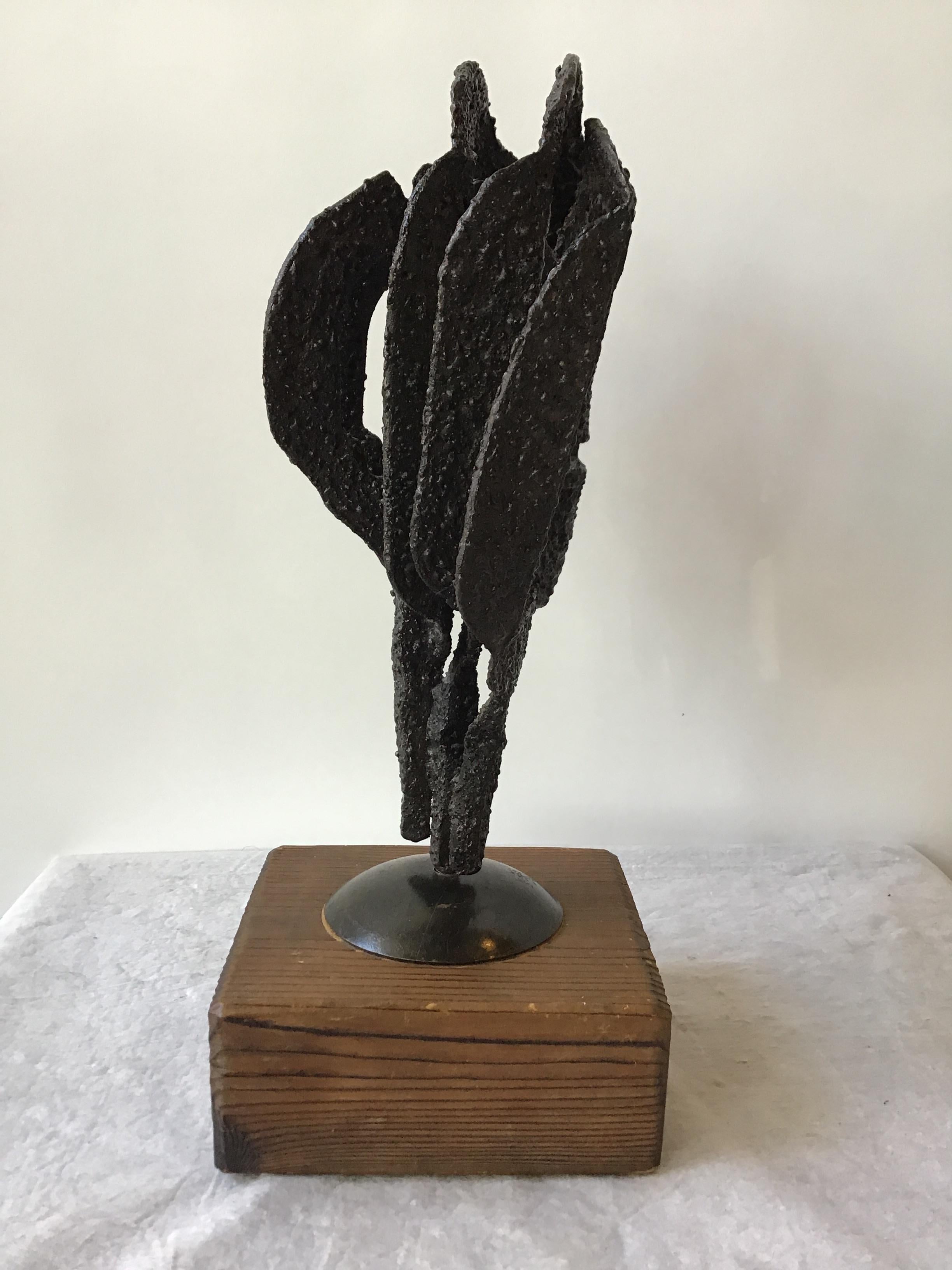 Brutalist Style Abstract Iron Sculpture by Antonio Murri In Good Condition In Tarrytown, NY