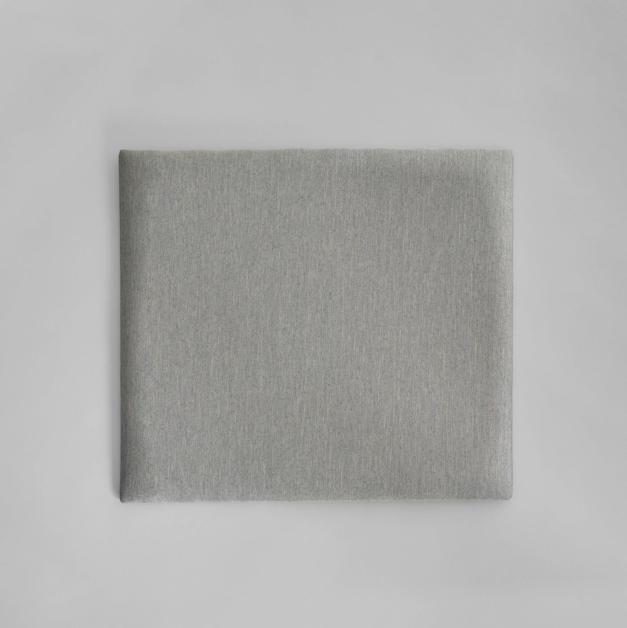 Sessel im brutalistischen Stil, Contemporary - Farbe Dunkelgrau - Faserbeton. (21. Jahrhundert und zeitgenössisch) im Angebot