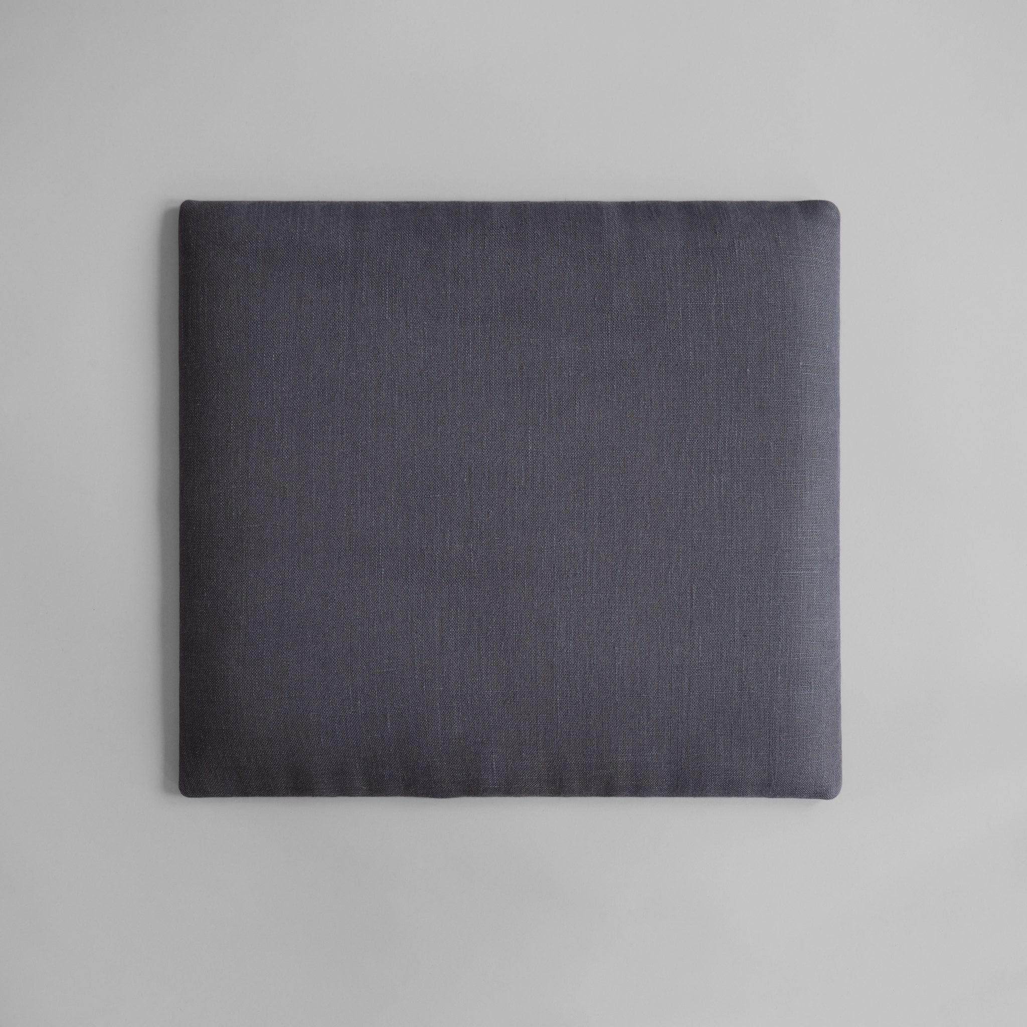Sessel im brutalistischen Stil, Contemporary - Farbe Dunkelgrau - Faserbeton. (Beton) im Angebot