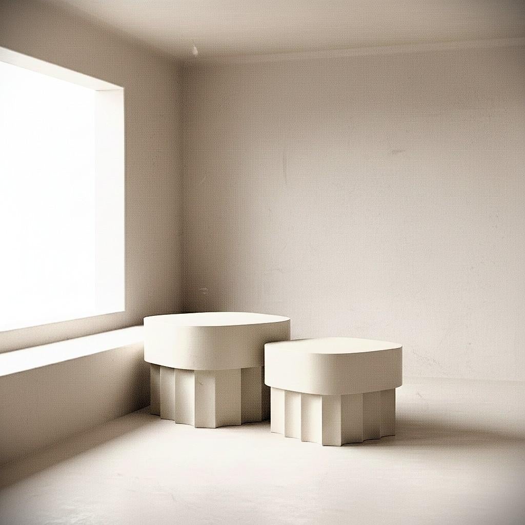 Moderne Brutalist Style Coffee Table In Aged Plastered Finish By José Castro en vente