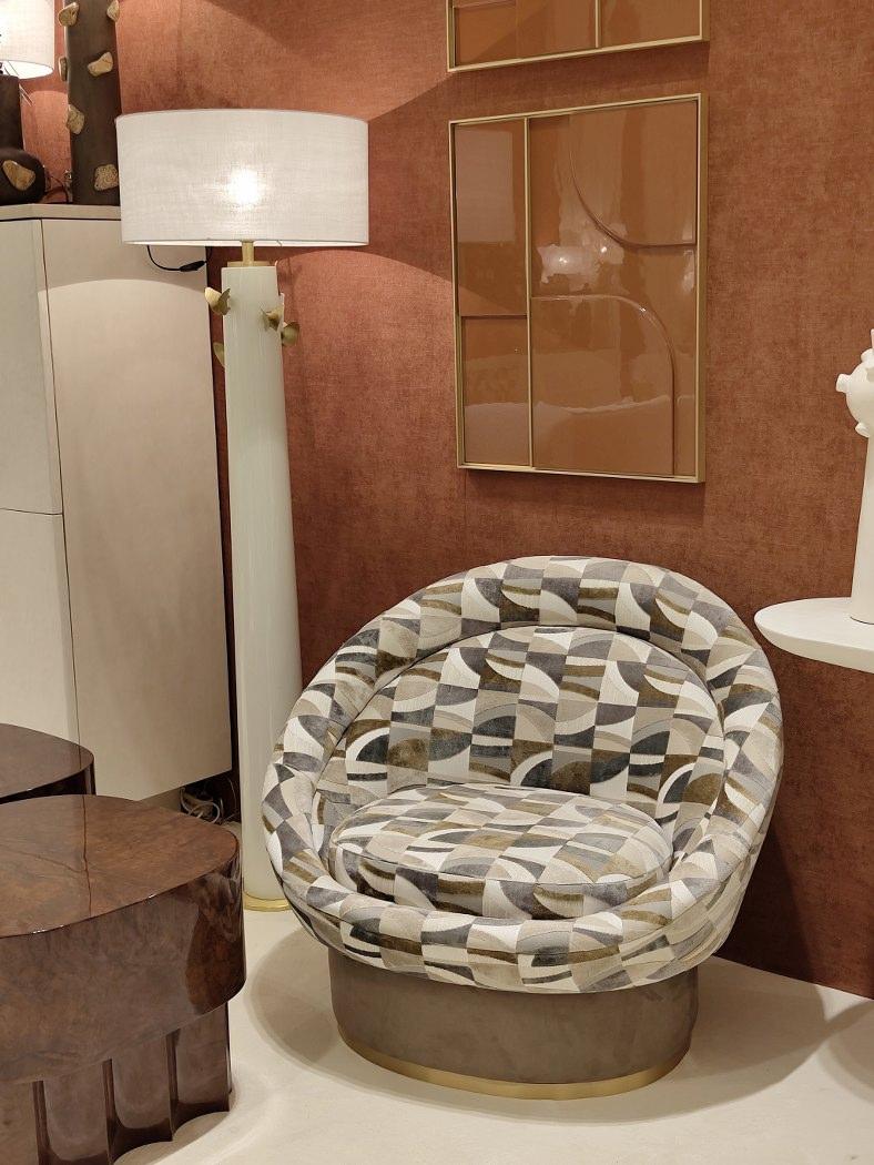 Table basse de style brutaliste en luxueuse racine de noyer brillant By JLC en vente 2