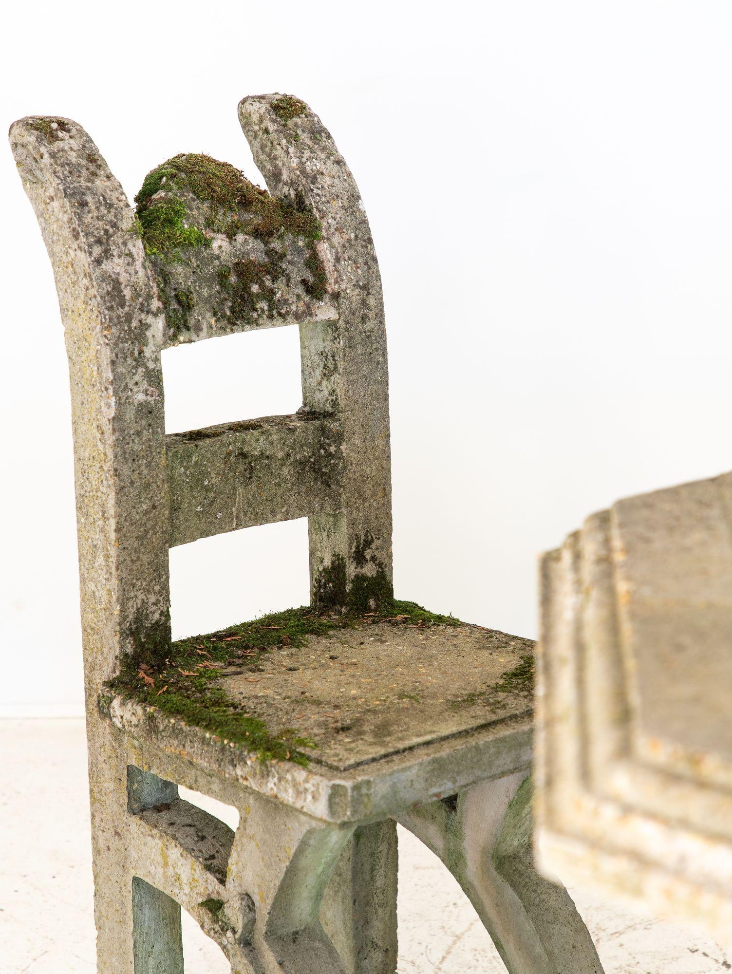 Brutalistischer Betontisch im brutalistischen Stil und Satz von vier Stühlen, England 1960er Jahre im Angebot 2