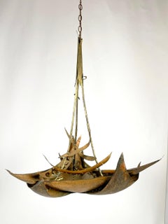 Lustre en cuivre de style brutaliste