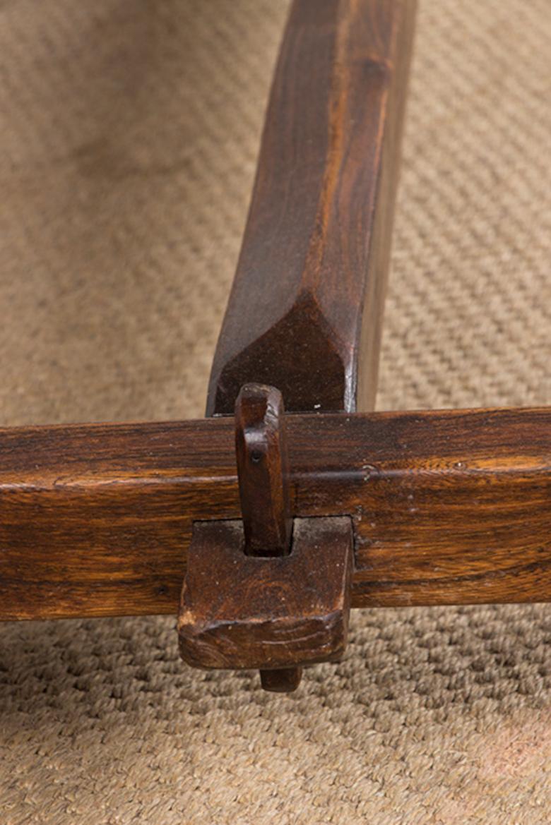 Brutalist style dining table, farmhouse style, in solid elm Olavi Hanninen. en venta 12