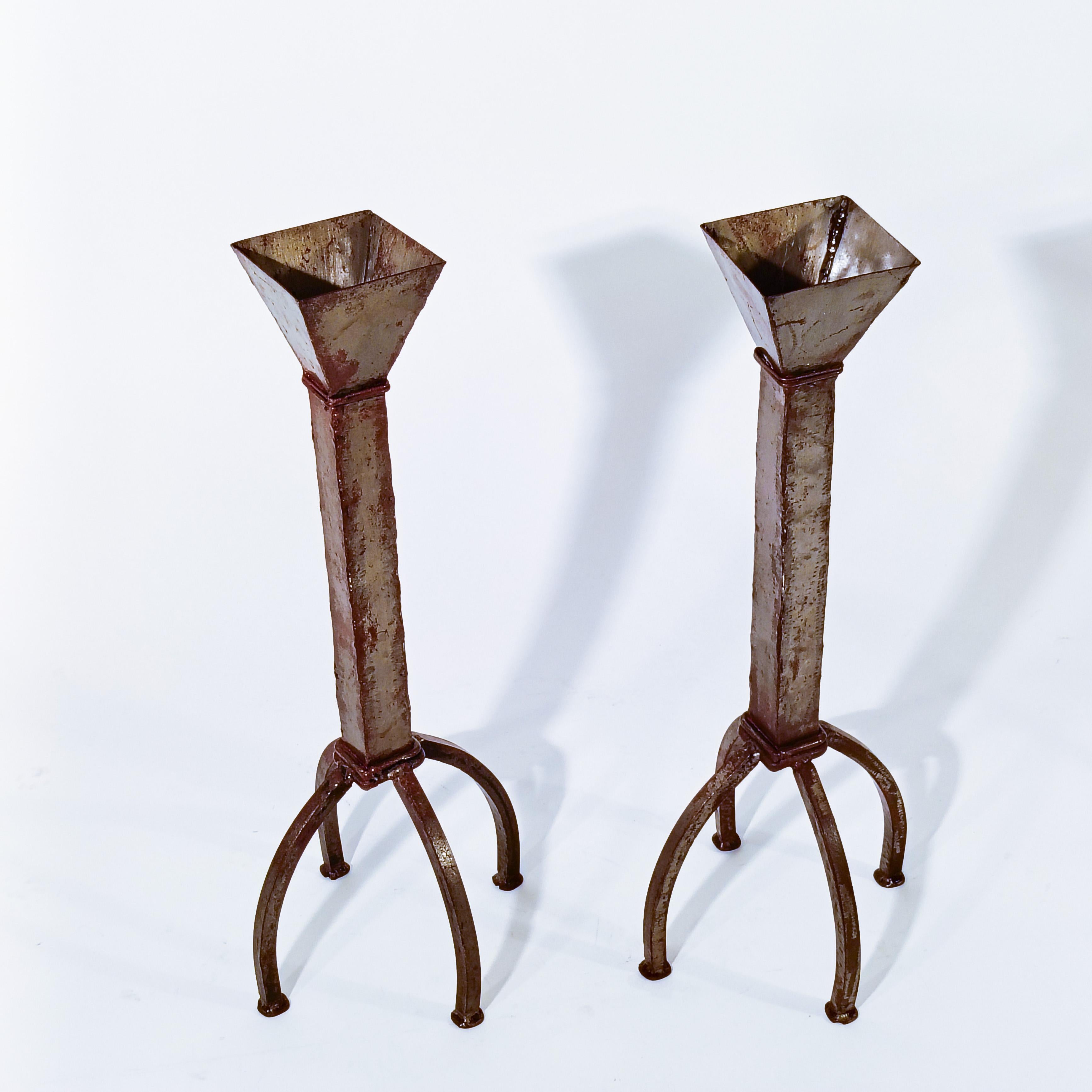 Huge and sculptural Brutalist set of 2 candelabras by Ferro Art, Spain, 1960s. Pair of candlesticks made entirely of sheet metal or tin. Worked, hammered and welded entirely by hand, with slightly polished edges. Warm silver tone.
Very much in the