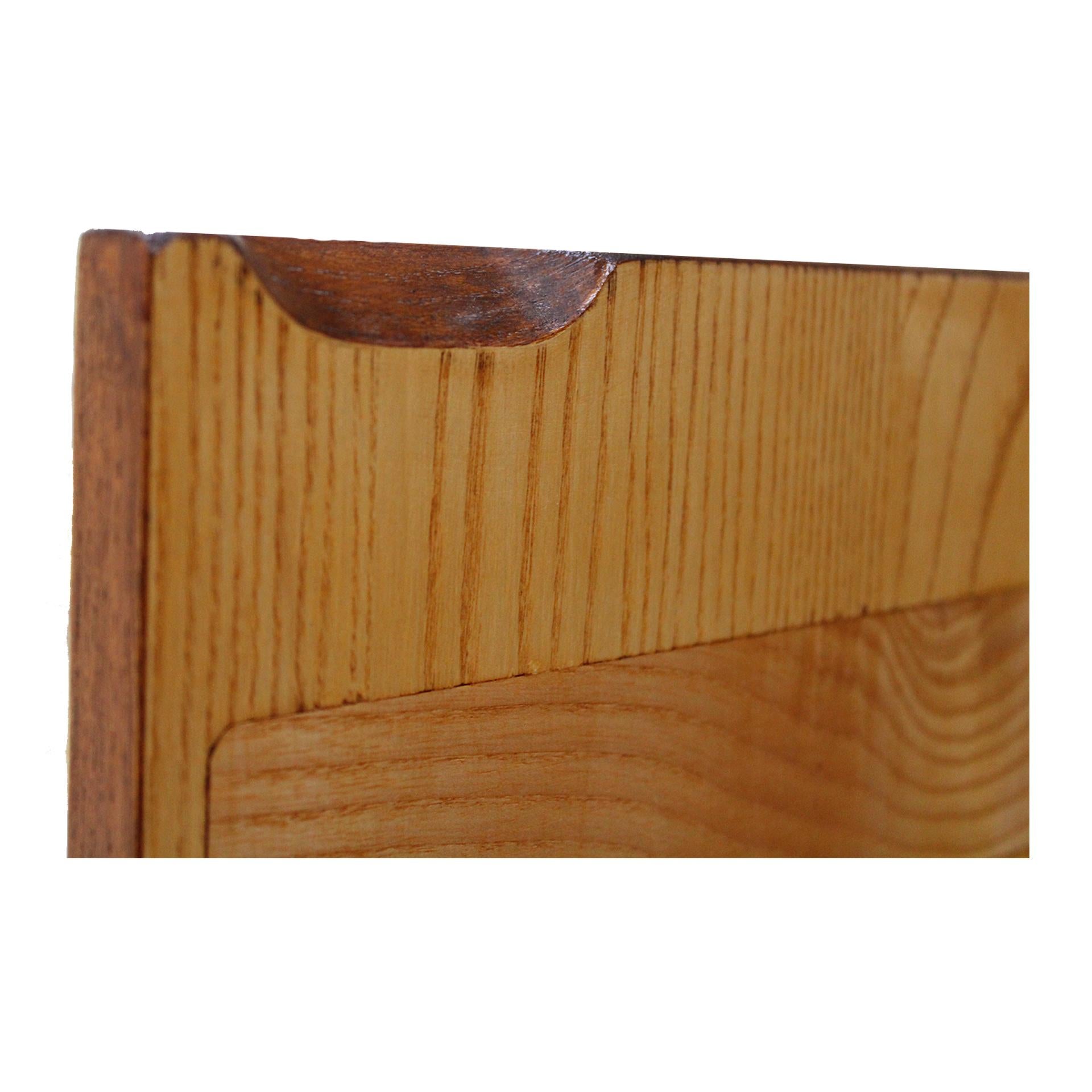 Barra Seca Italiana de Estilo Brutalista de Madera de Roble, Armario para Bebidas en venta 5