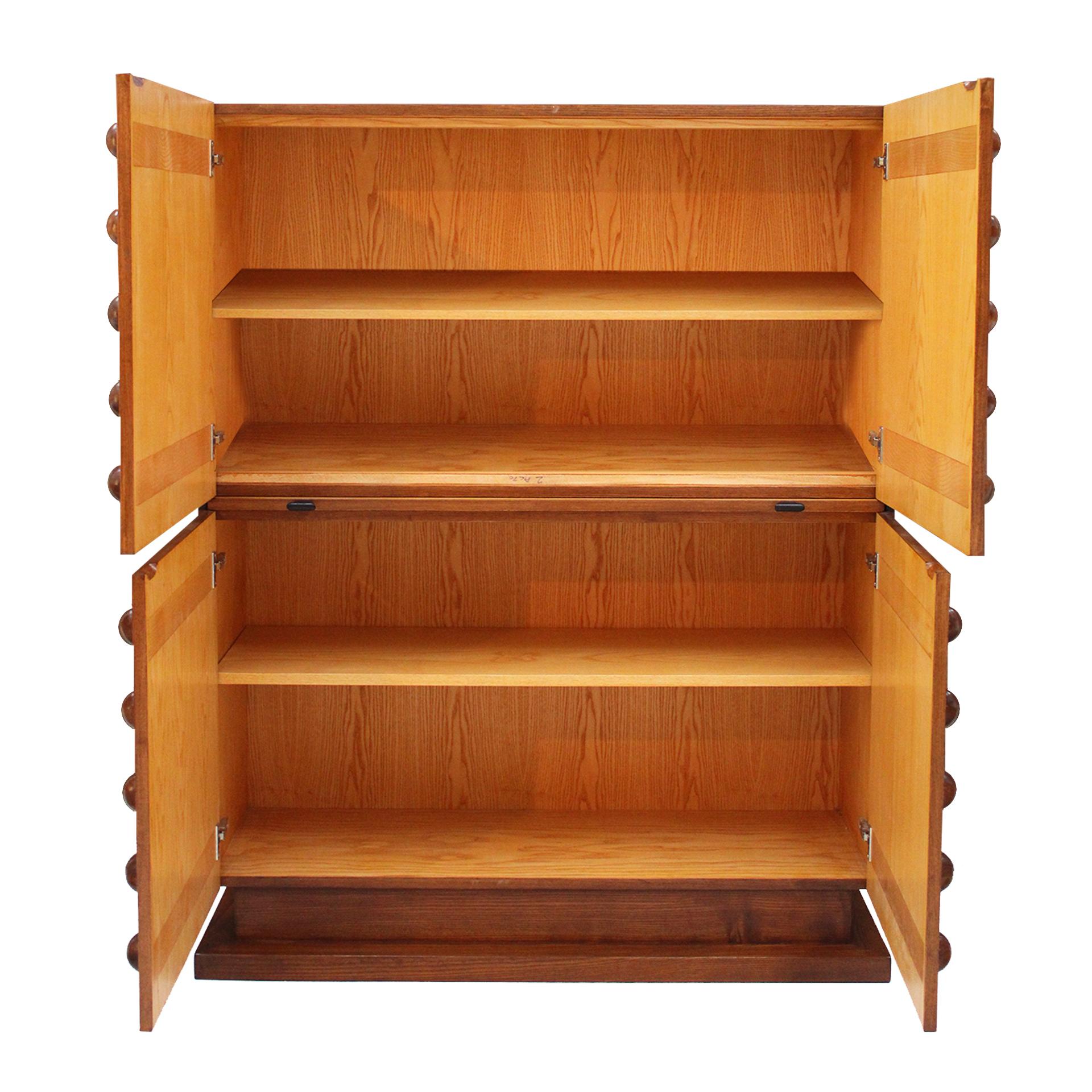 Barra Seca Italiana de Estilo Brutalista de Madera de Roble, Armario para Bebidas Siglo XXI y contemporáneo en venta