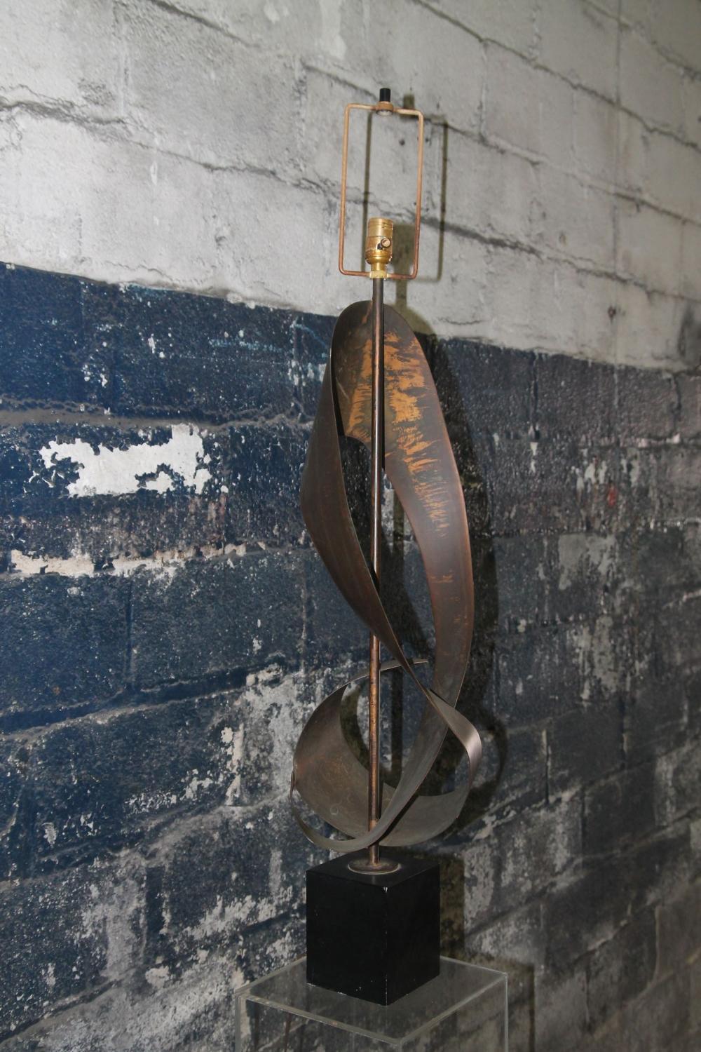 Mid-Century Modern Brutalist Style Lamp by Richard Barr for the Laurel Lamp Co. For Sale
