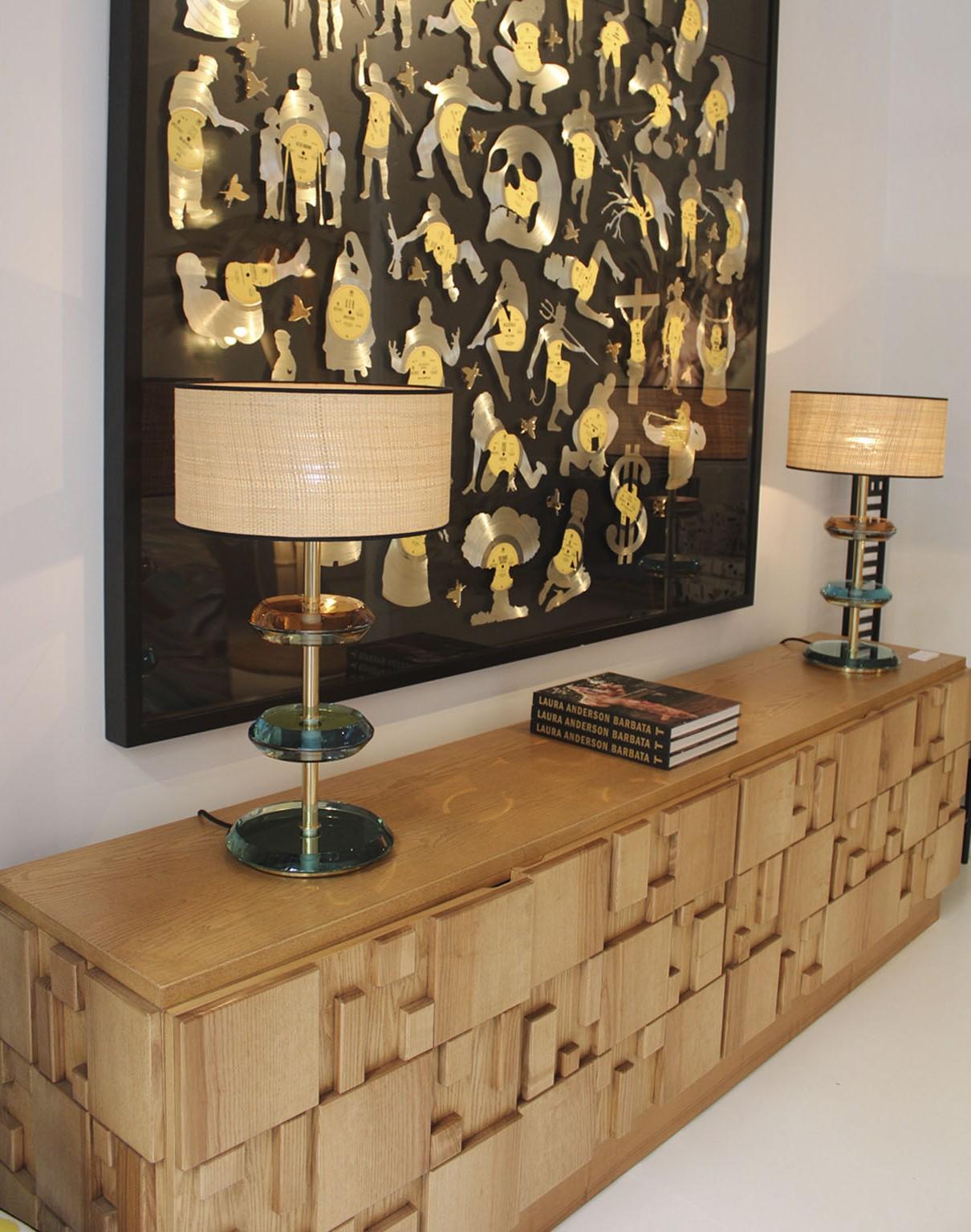 Großes handgeschnitztes italienisches Sideboard aus Eiche im brutalistischen Stil im Angebot 4