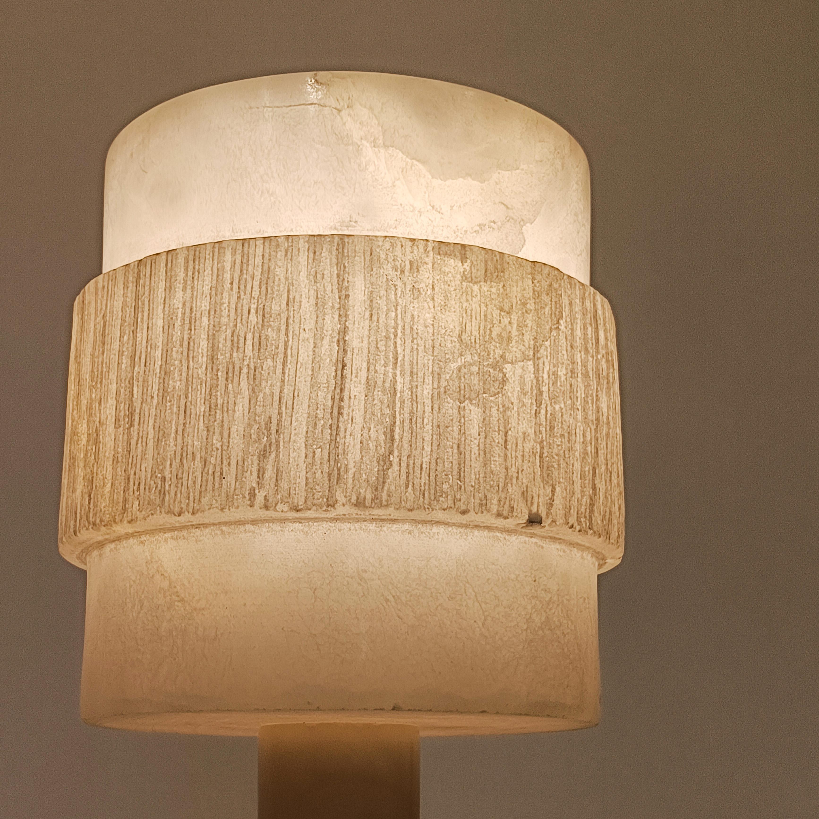 Alabaster Brutalist style. Turned veined alabaster table lamp, Spain, 1950s For Sale