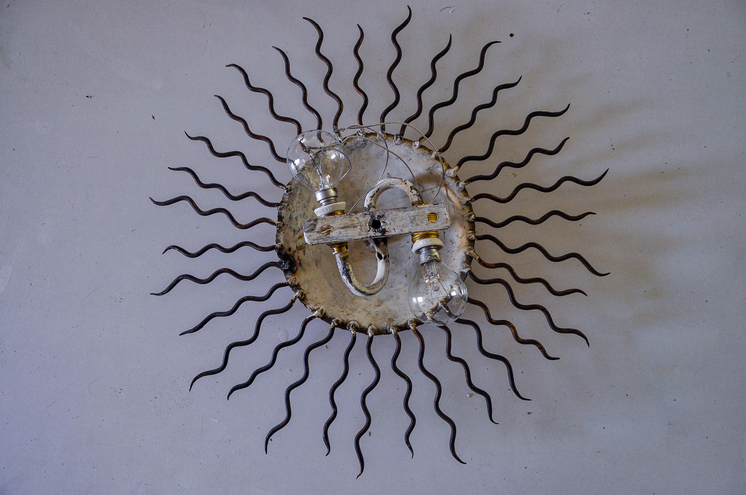 Metallo Applique brutalista, metallo dorato a foglia d'oro, Italia, 1970
