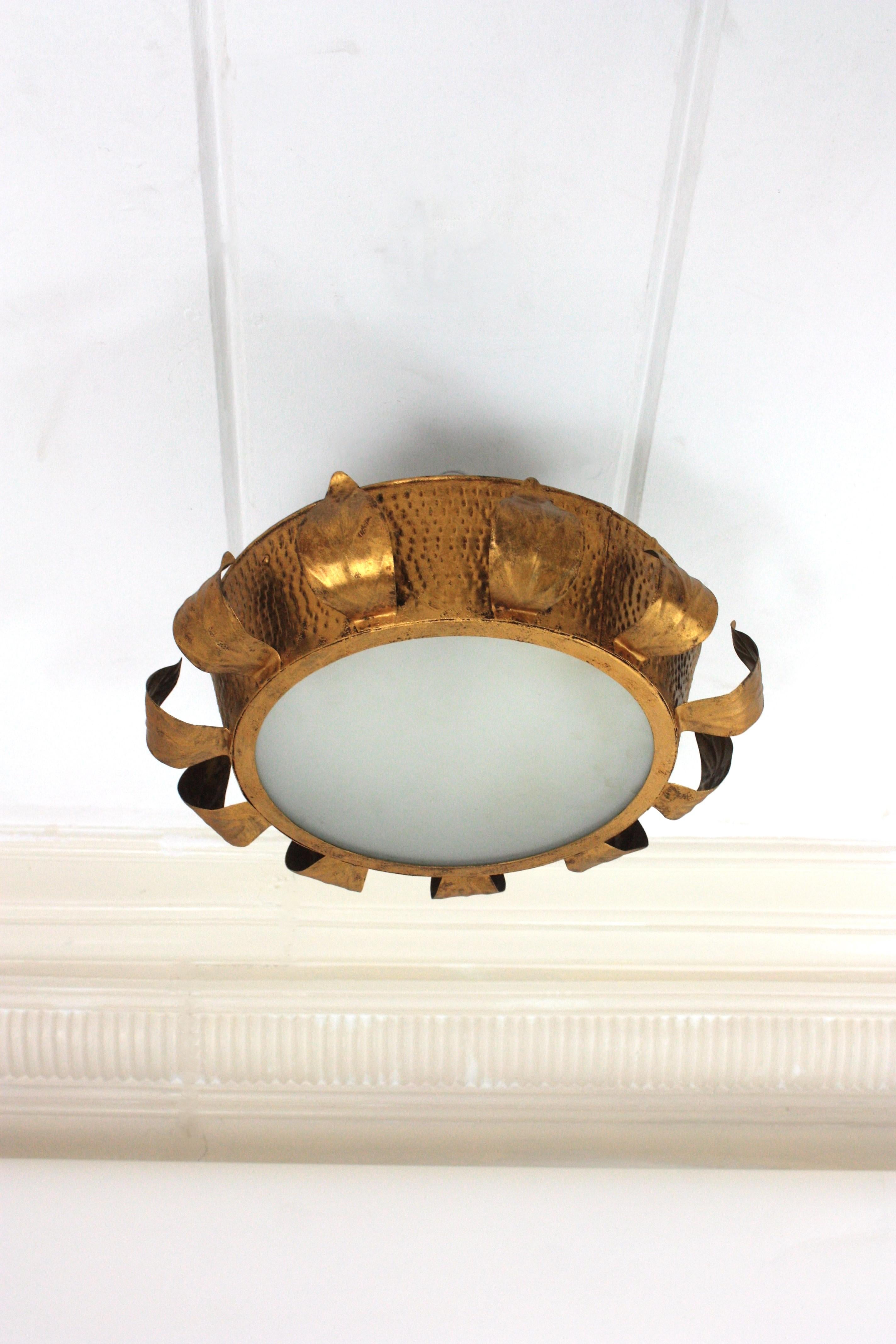 Brutalist Sunburst Crown Ceiling Flush Mount Light Fixture in Gilt Iron, 1950s For Sale 8
