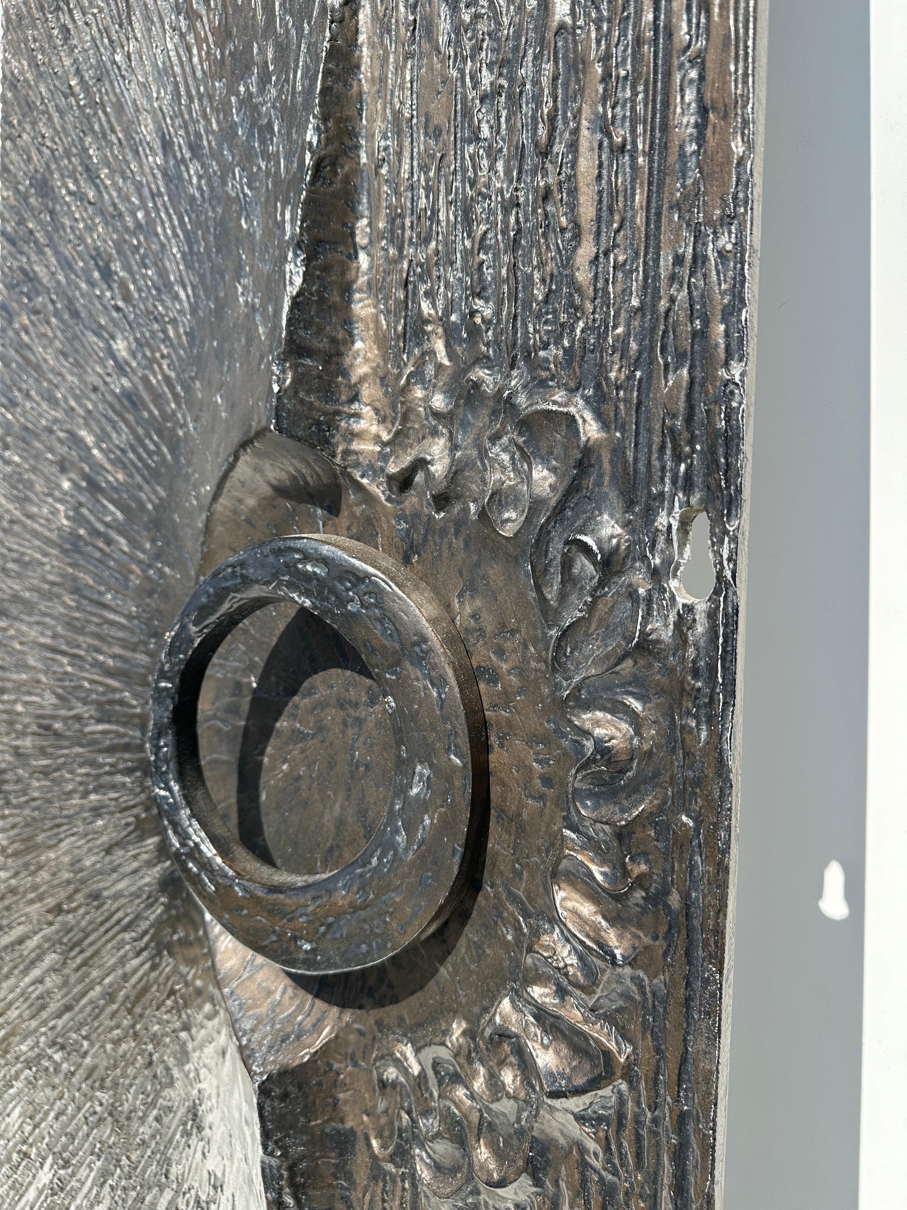 Brutalistische Sonnenschliff-Tür im Zustand „Gut“ im Angebot in North Hollywood, CA