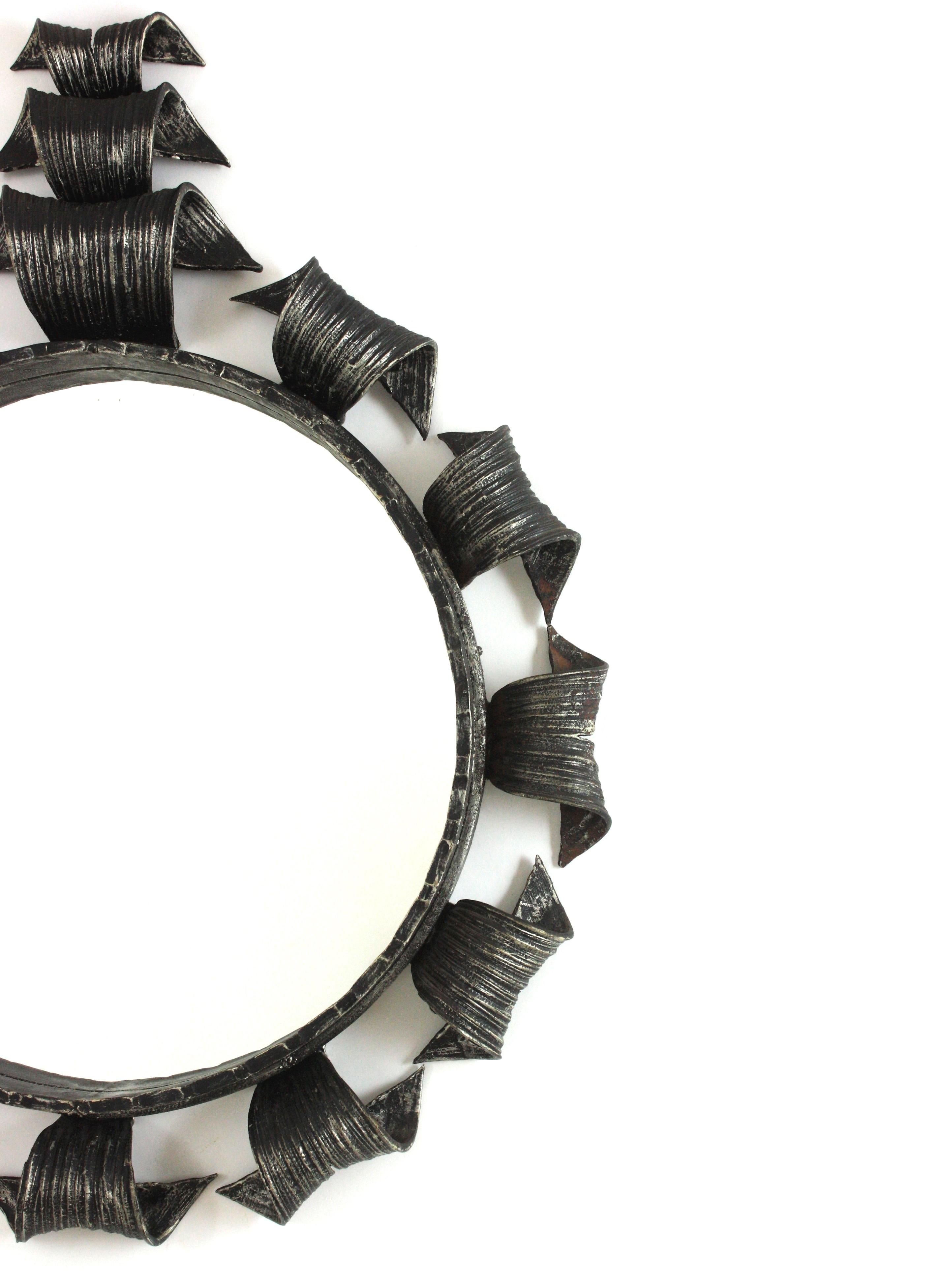 20th Century Brutalist Sunburst Mirror in Wrought Iron, Spain 1950 For Sale