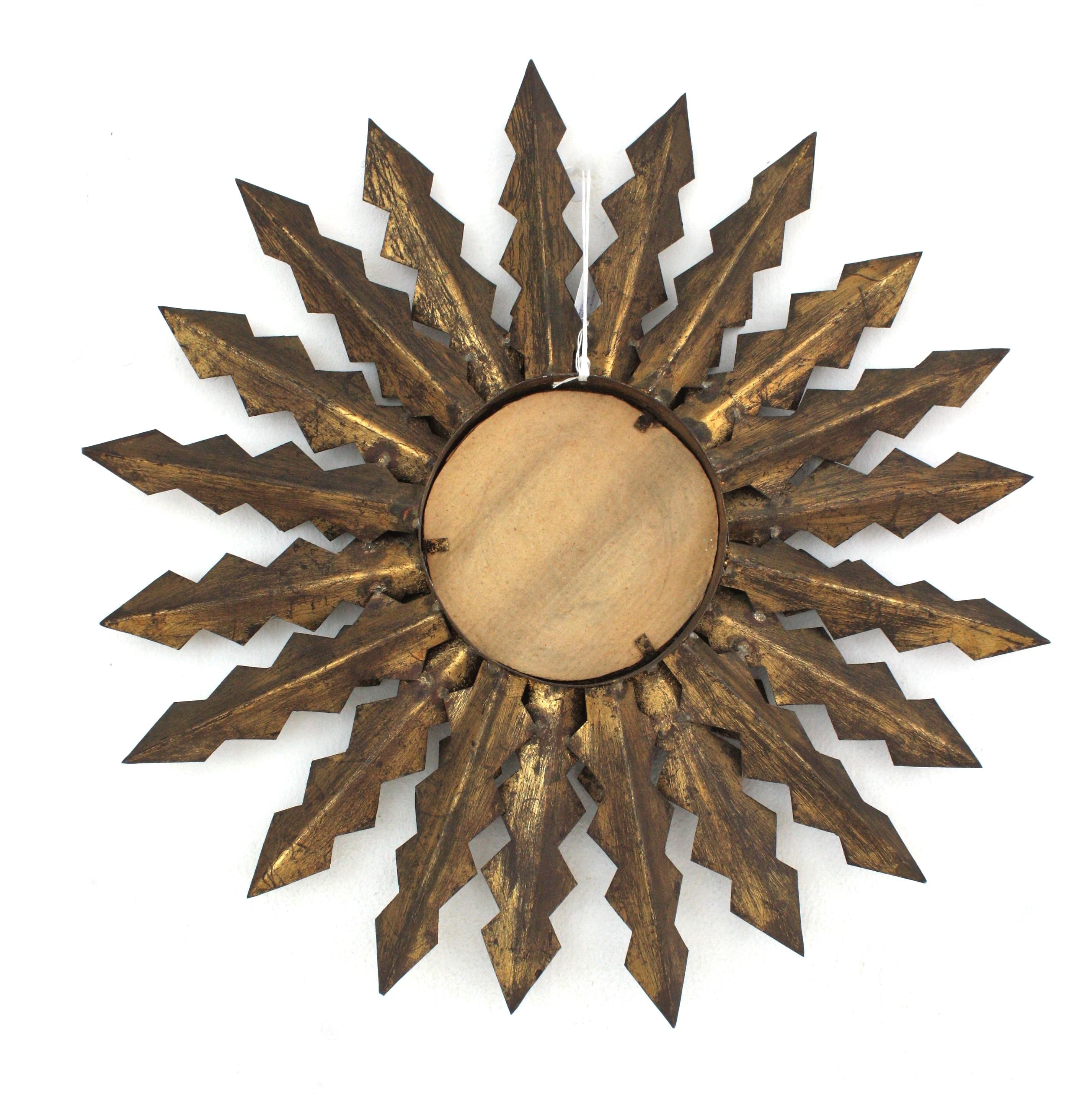 Brutalist Sunburst Mirror with Double Layered Jagged Frame in Gilt Wrought Iron For Sale 10