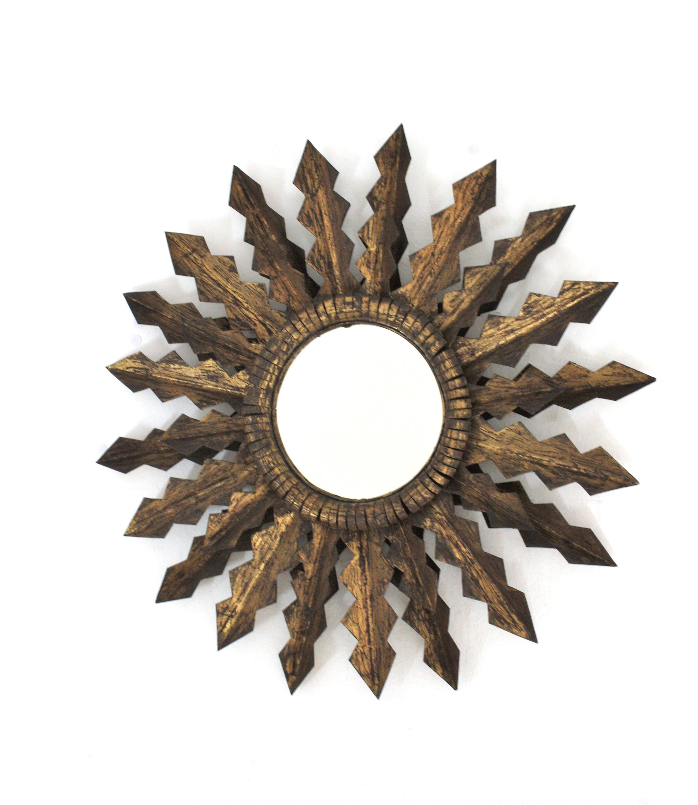 20th Century Brutalist Sunburst Mirror with Double Layered Jagged Frame in Gilt Wrought Iron For Sale