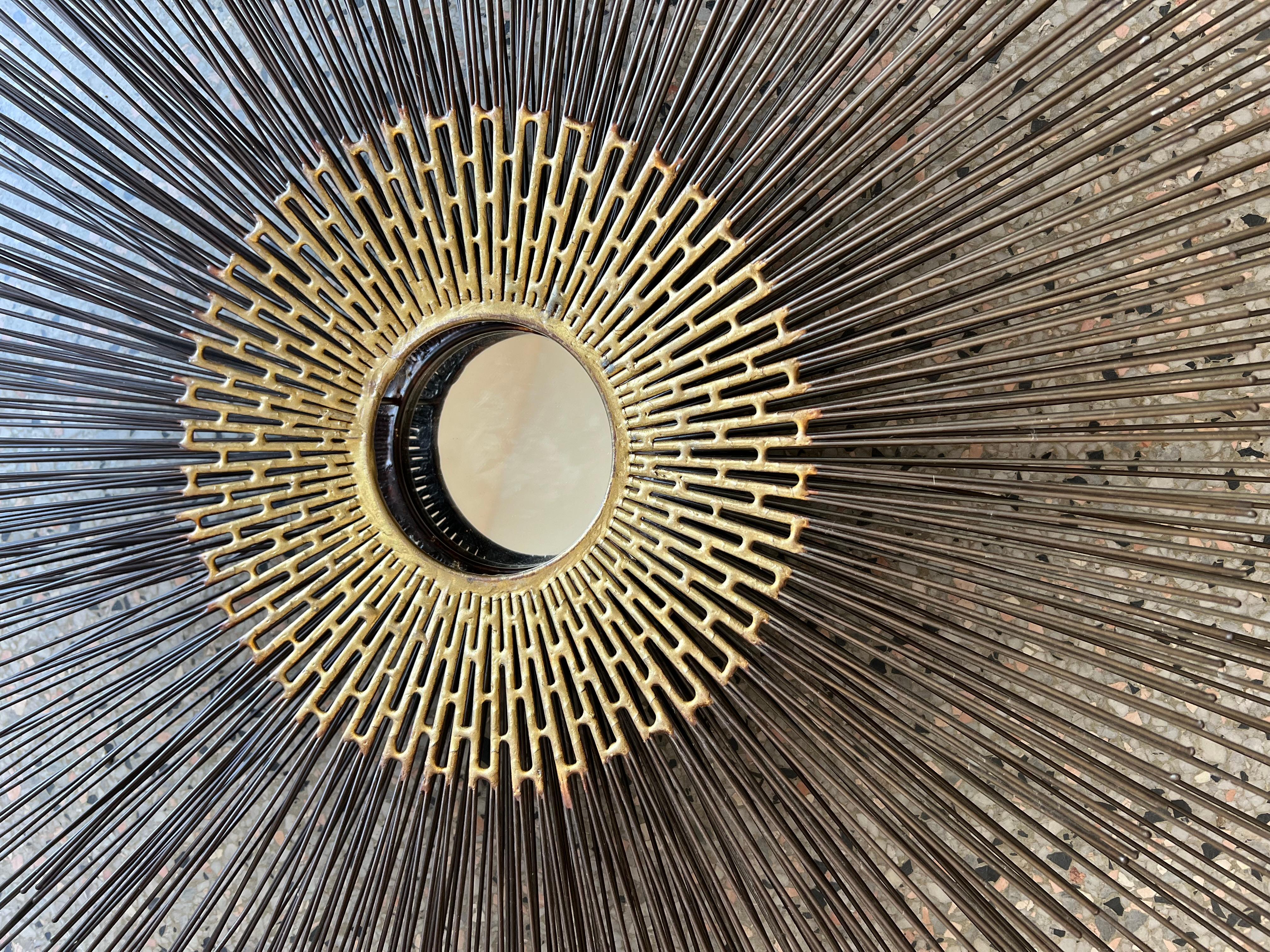 Miroir mural brutaliste Sunburst de William Friedle, 1970 en vente 2
