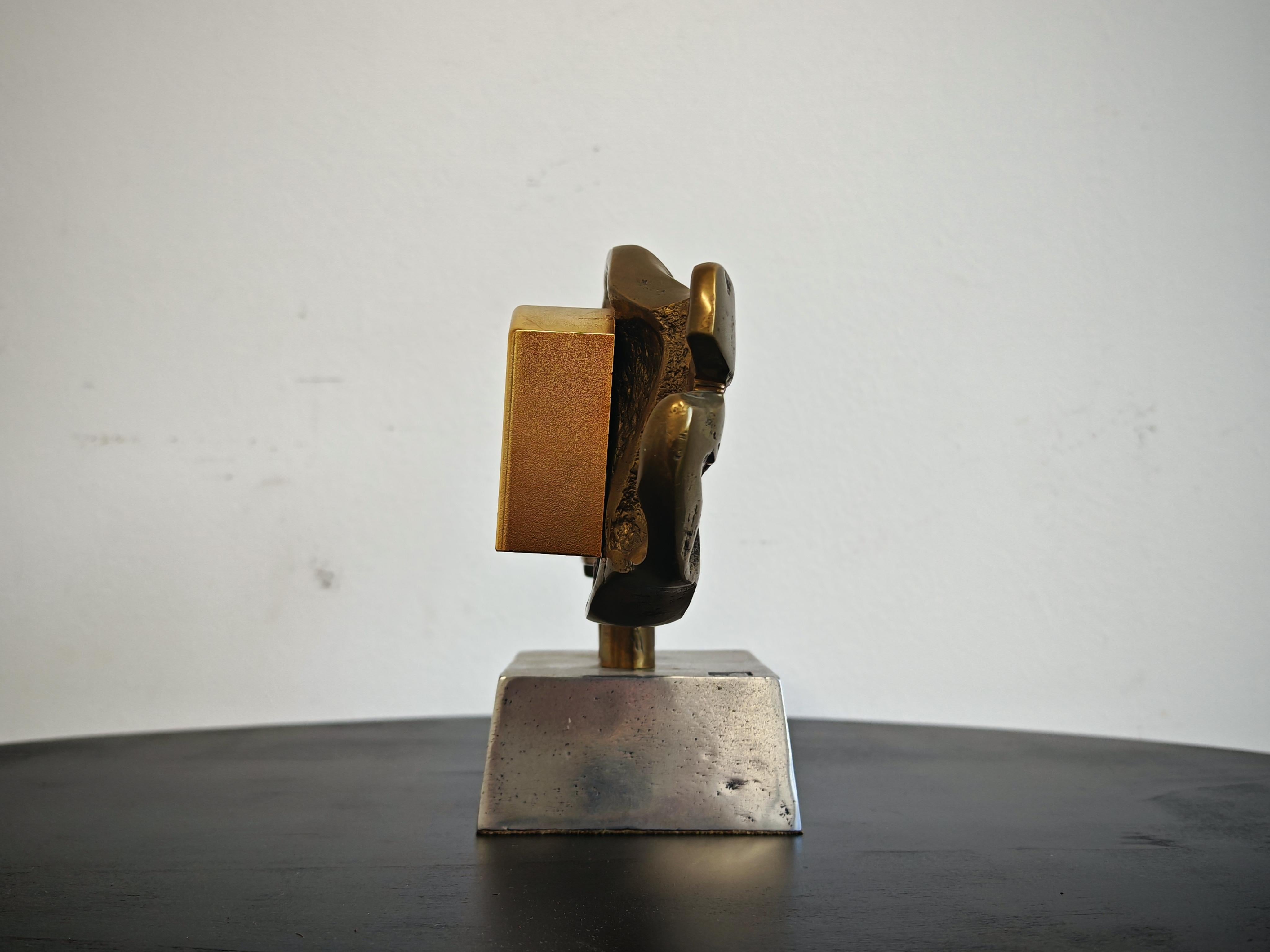 Brutalist Table Clock in bronze by David Marshal, Spain 1970s For Sale 1