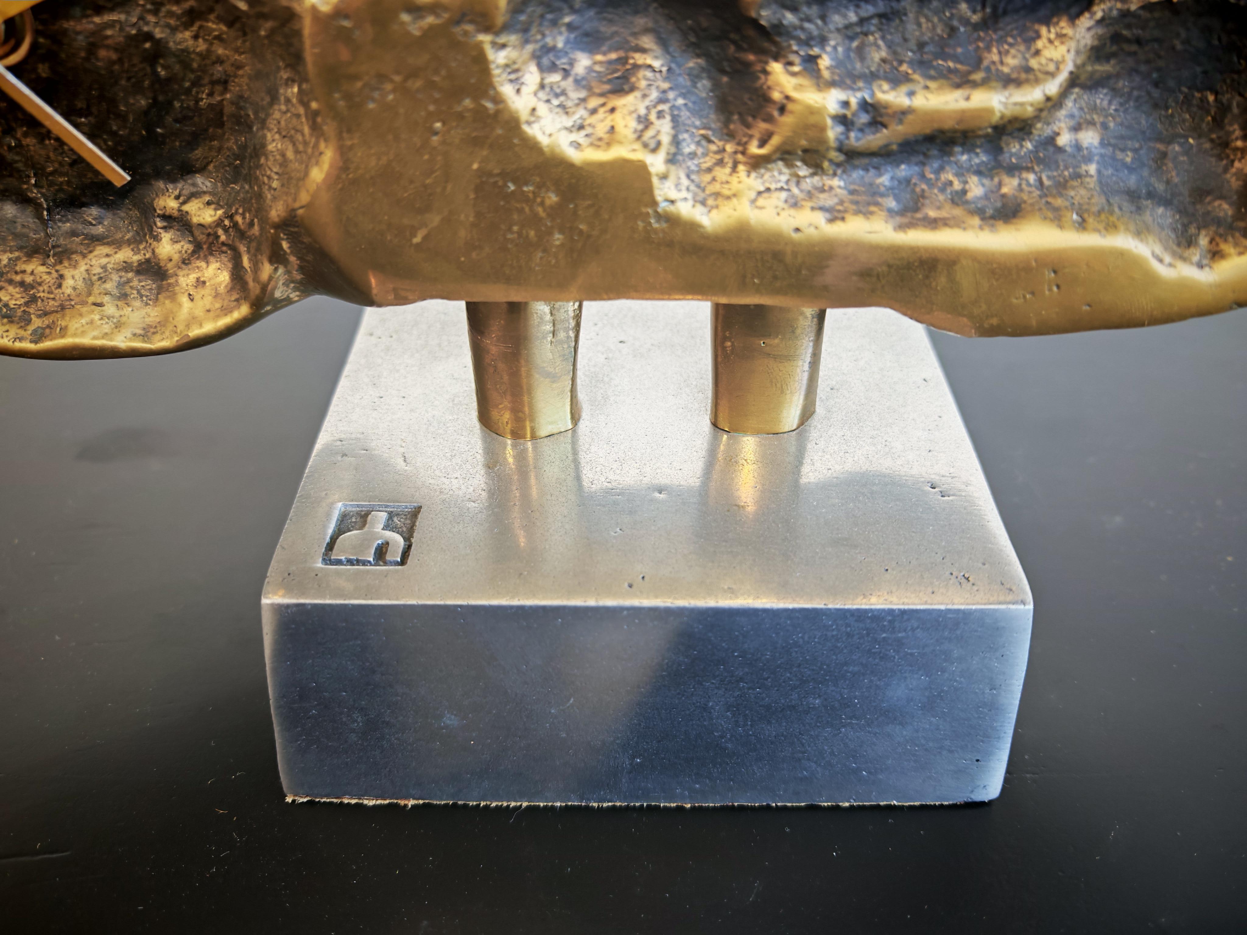 Brutalist Table Clock in bronze by David Marshal, Spain 1970s For Sale 3