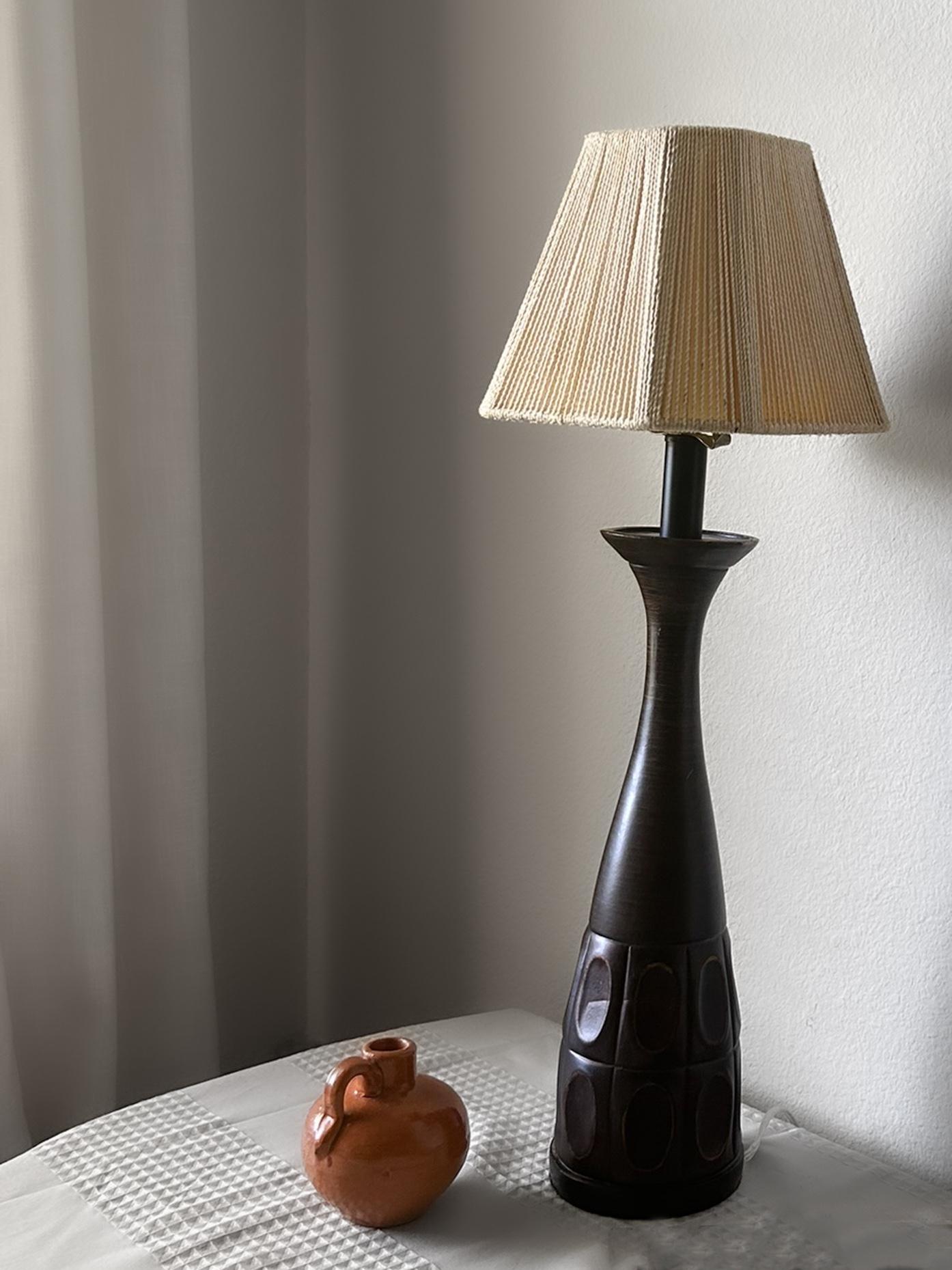 Brutalist table lamp. Dimensions: Height 20.5