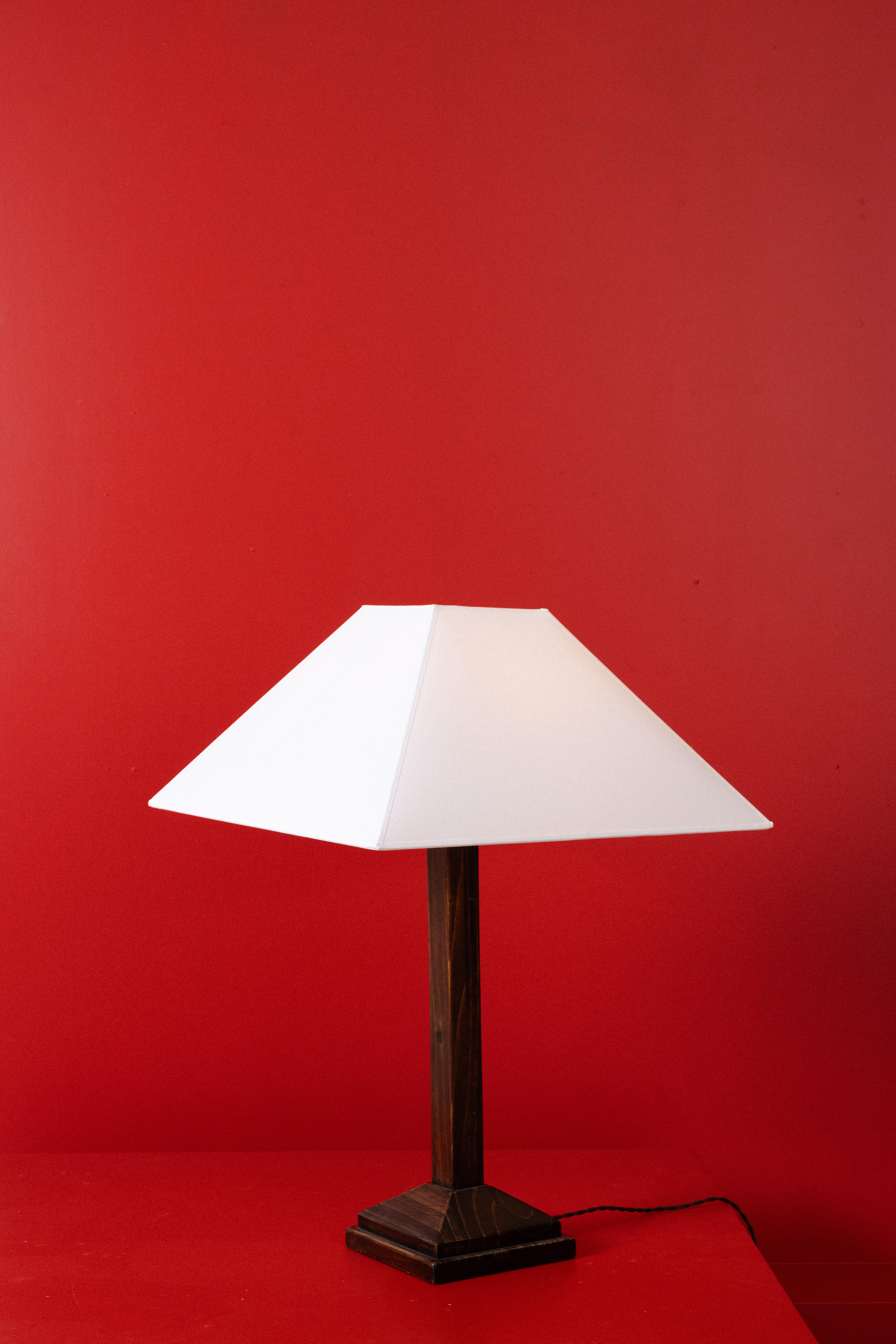 Lampe de table BRUTALIST Bon état - En vente à Forest, BE