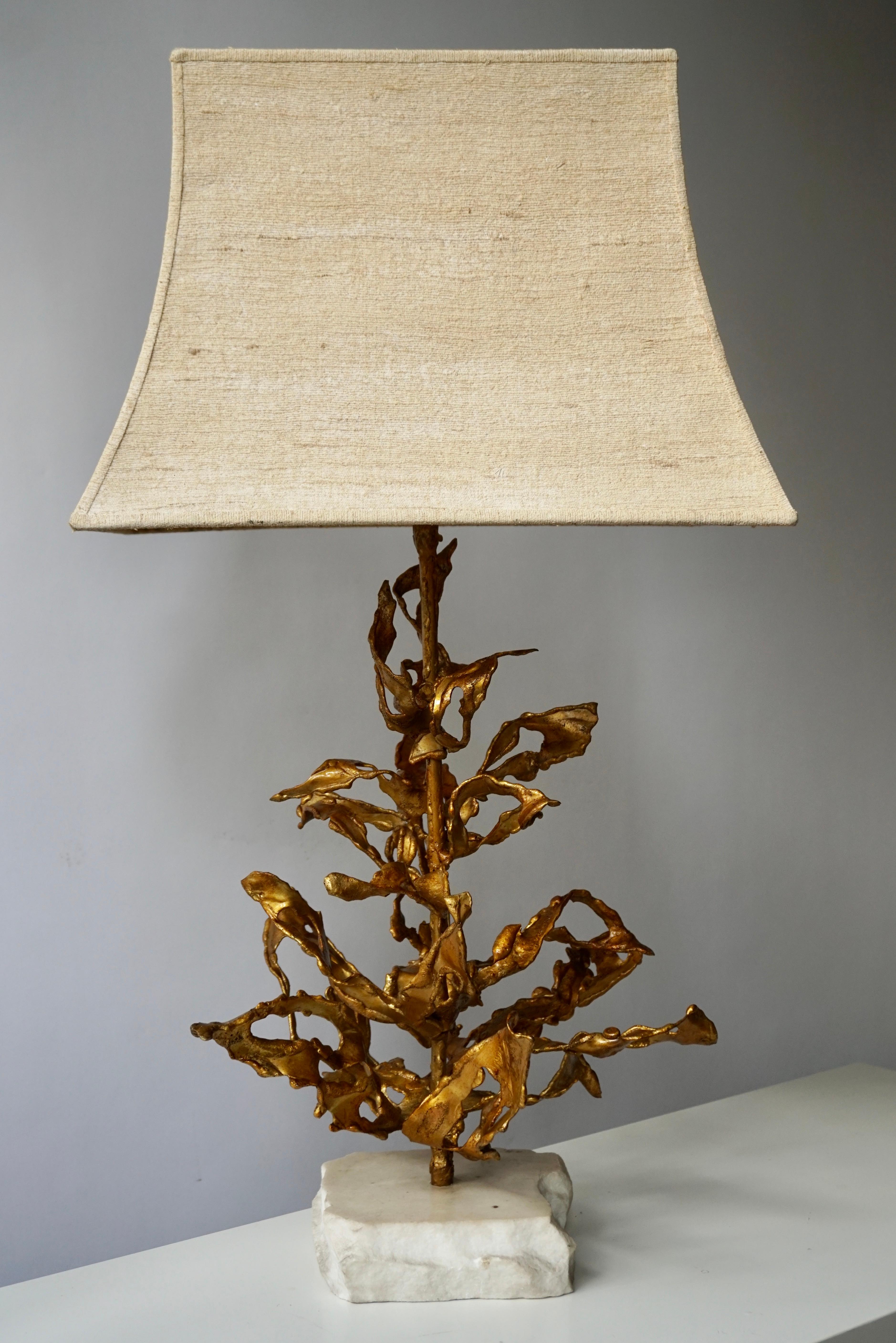 Belgian Table Lamp in Brass Signed Paul Moerenhout, circa 1970 For Sale