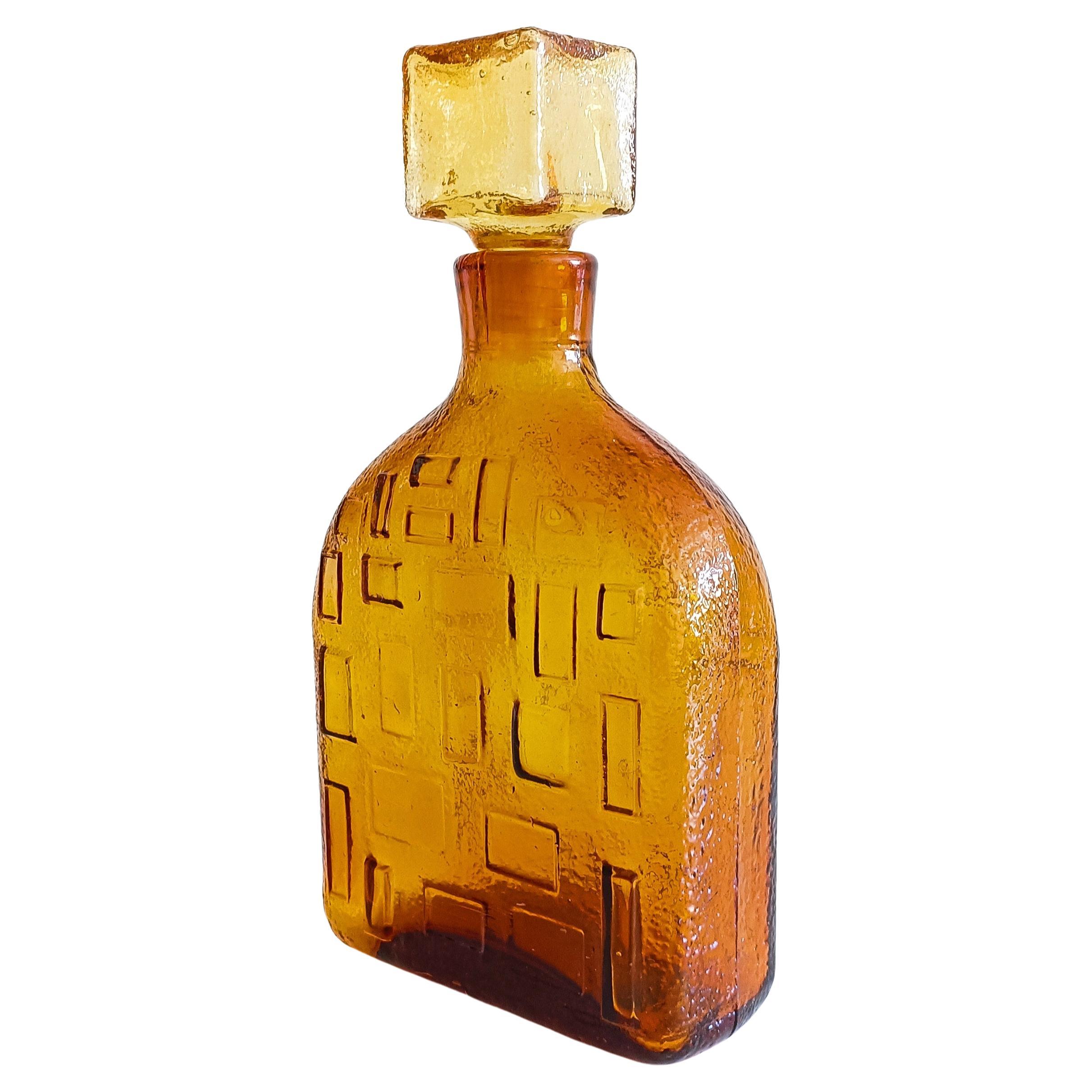 Brutalist Textured Glass Decanter by Wayne Husted for Stelvia, Italy 1960s 1