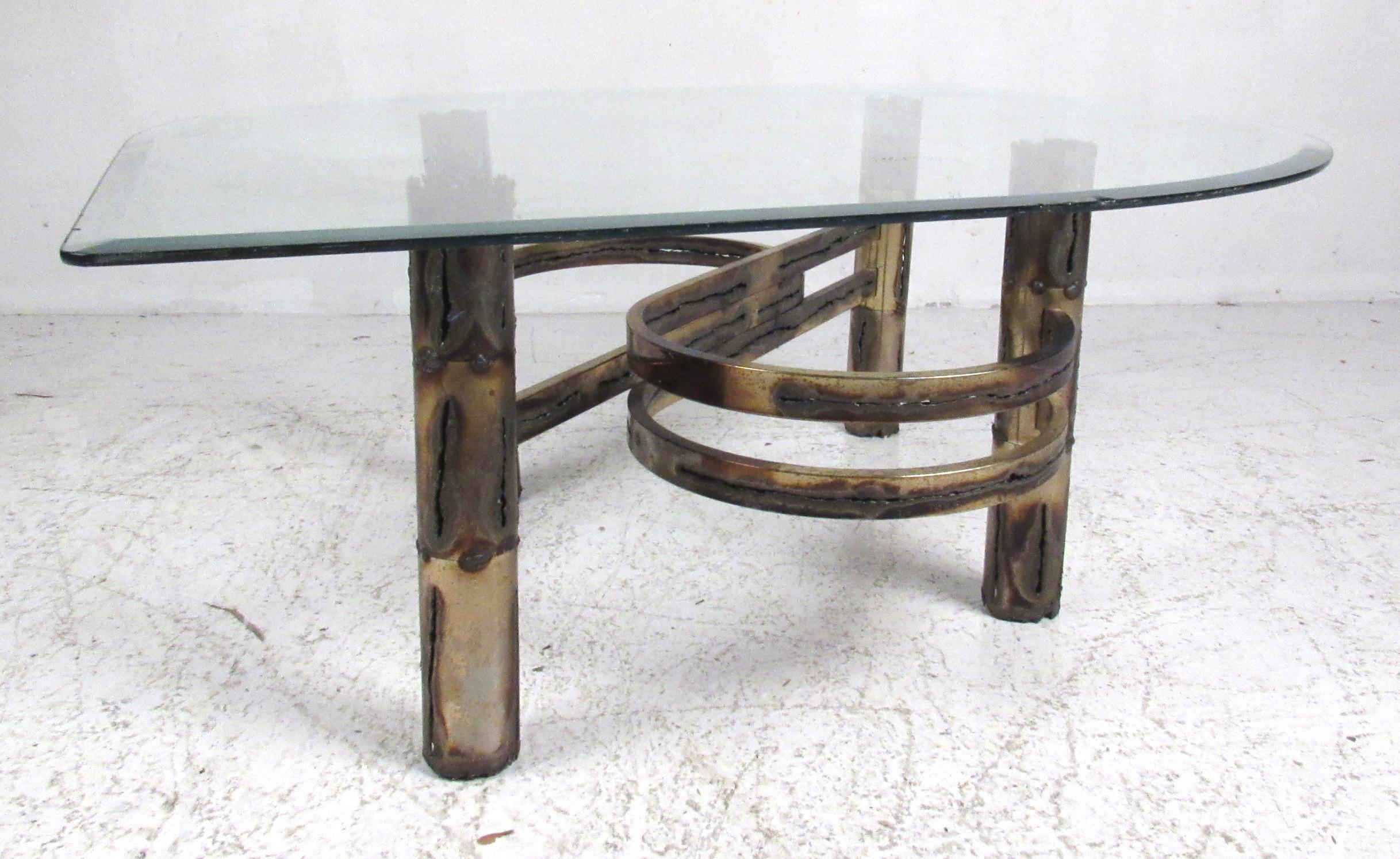 Brutalist Torch Cut Brass Table Set with Glass Tops In Good Condition For Sale In Brooklyn, NY