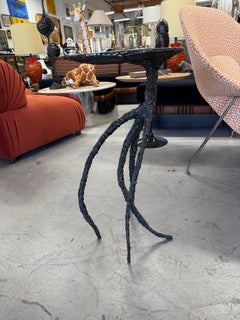 Mesa Medusa Brutalista de acero cortado con soplete de James Bearden