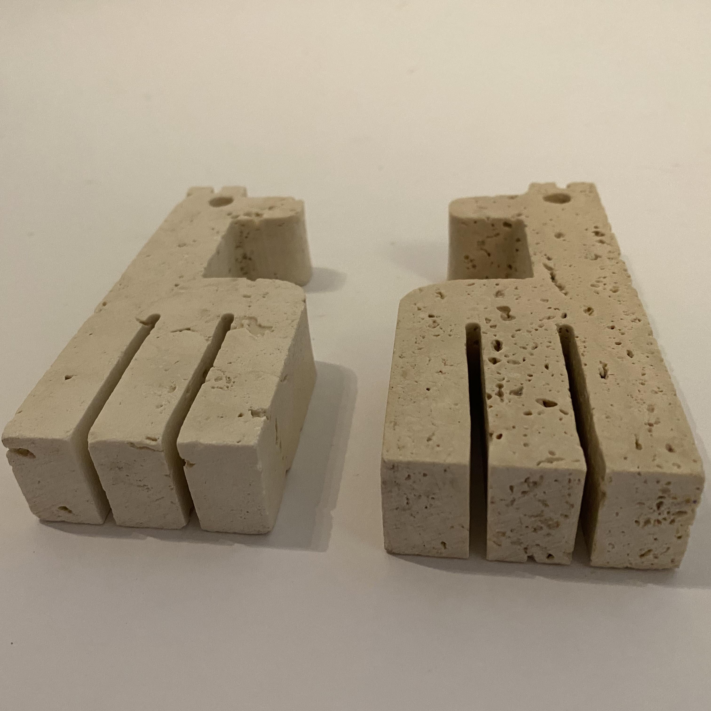 Late 20th Century Brutalist Travertine Girafes by Enzo Mari for Fratelli Mannelli, 1970s