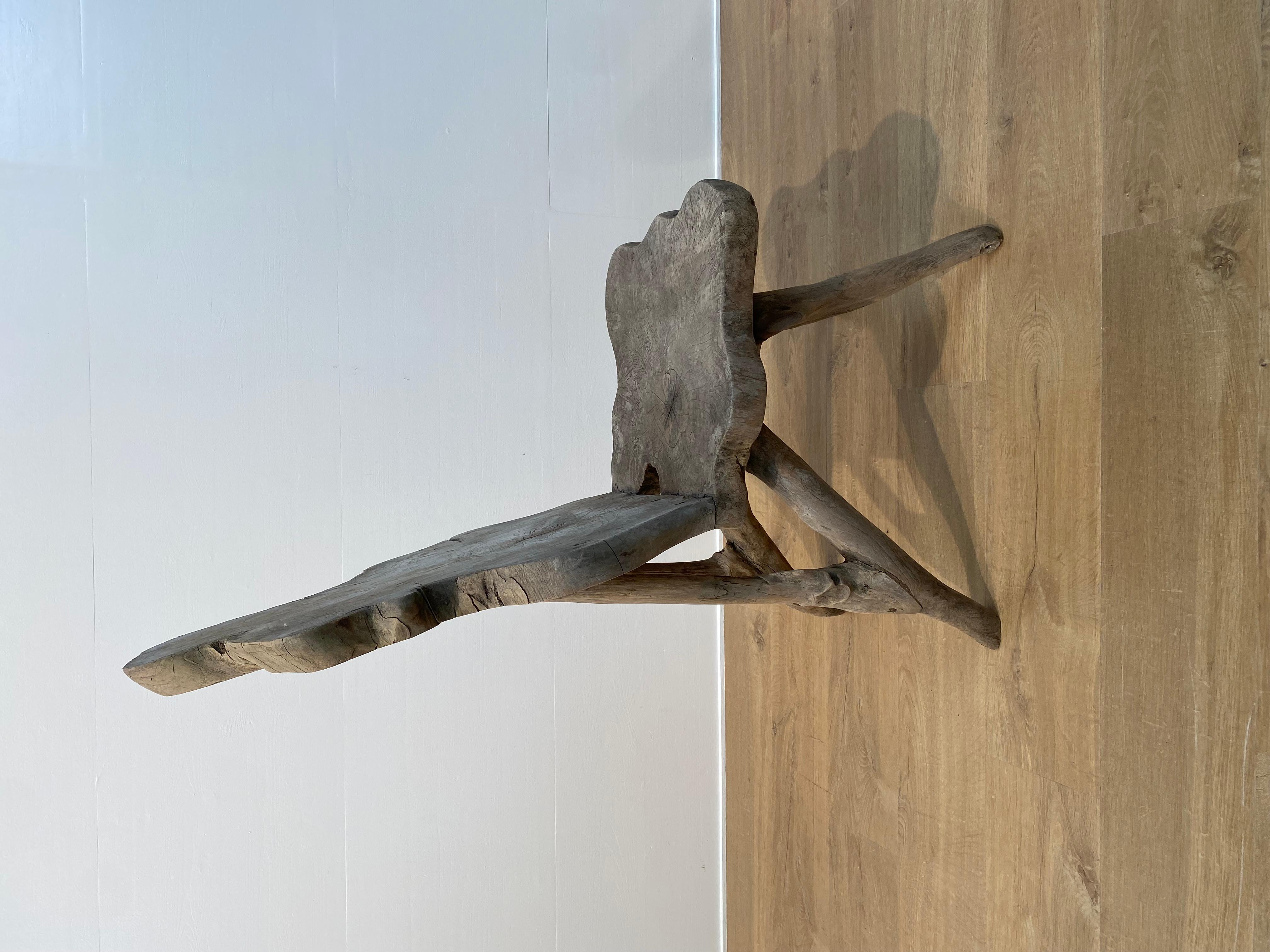 Legno Sedia ad albero brutalista in vendita