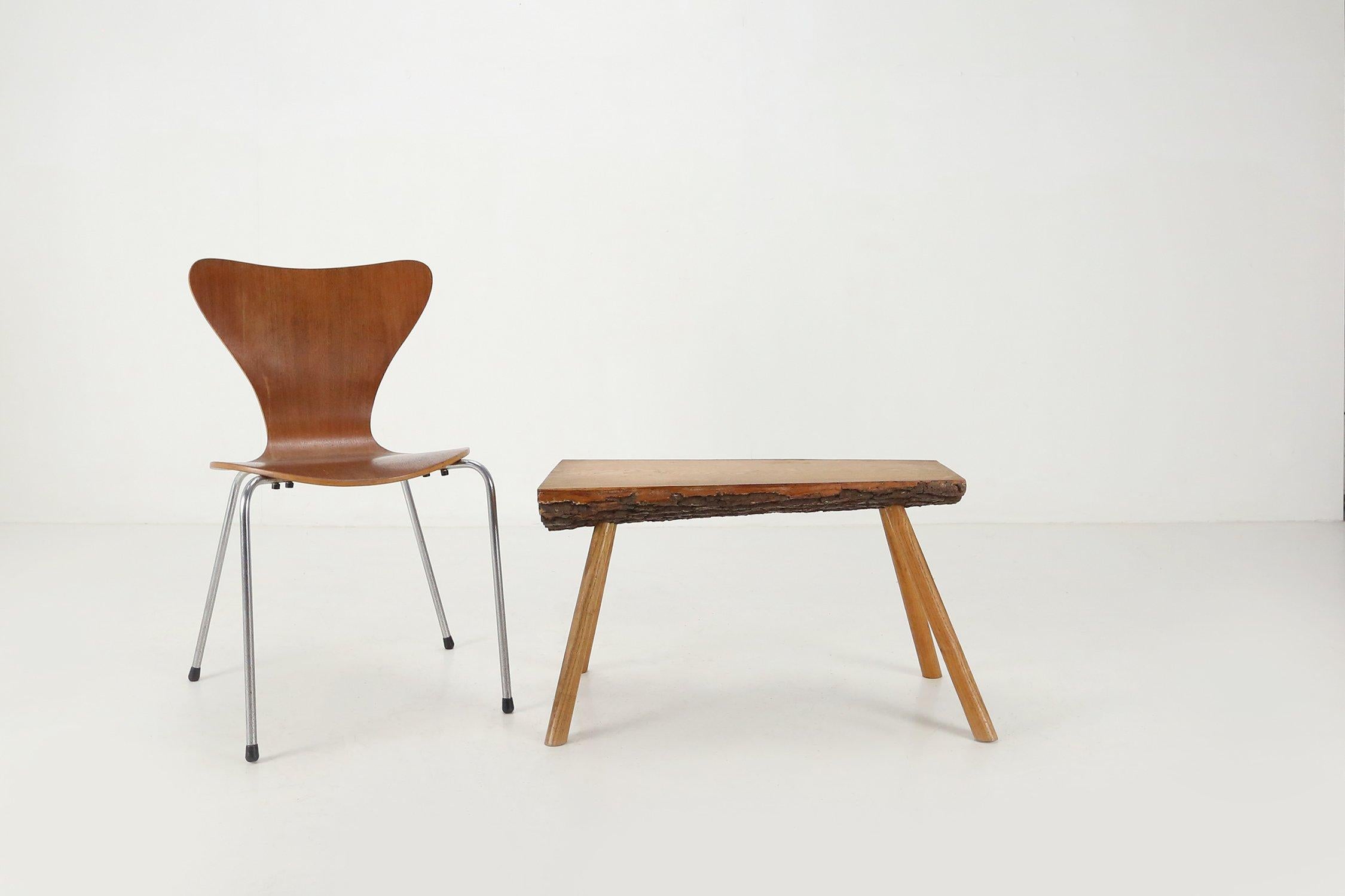 Brutalistischer Baumstamm-Couchtisch aus massiver Eiche, ca. 1950 im Angebot 5