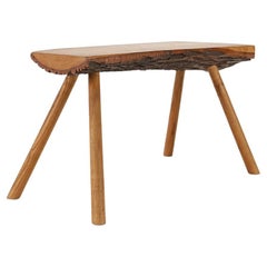 Table basse brutaliste en forme de tronc d'arbre en chêne massif, vers 1950