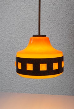 Lámpara de techo de vidrio de arte tribal brutalista de Wiktor Berndt para Flygsfors, Suecia