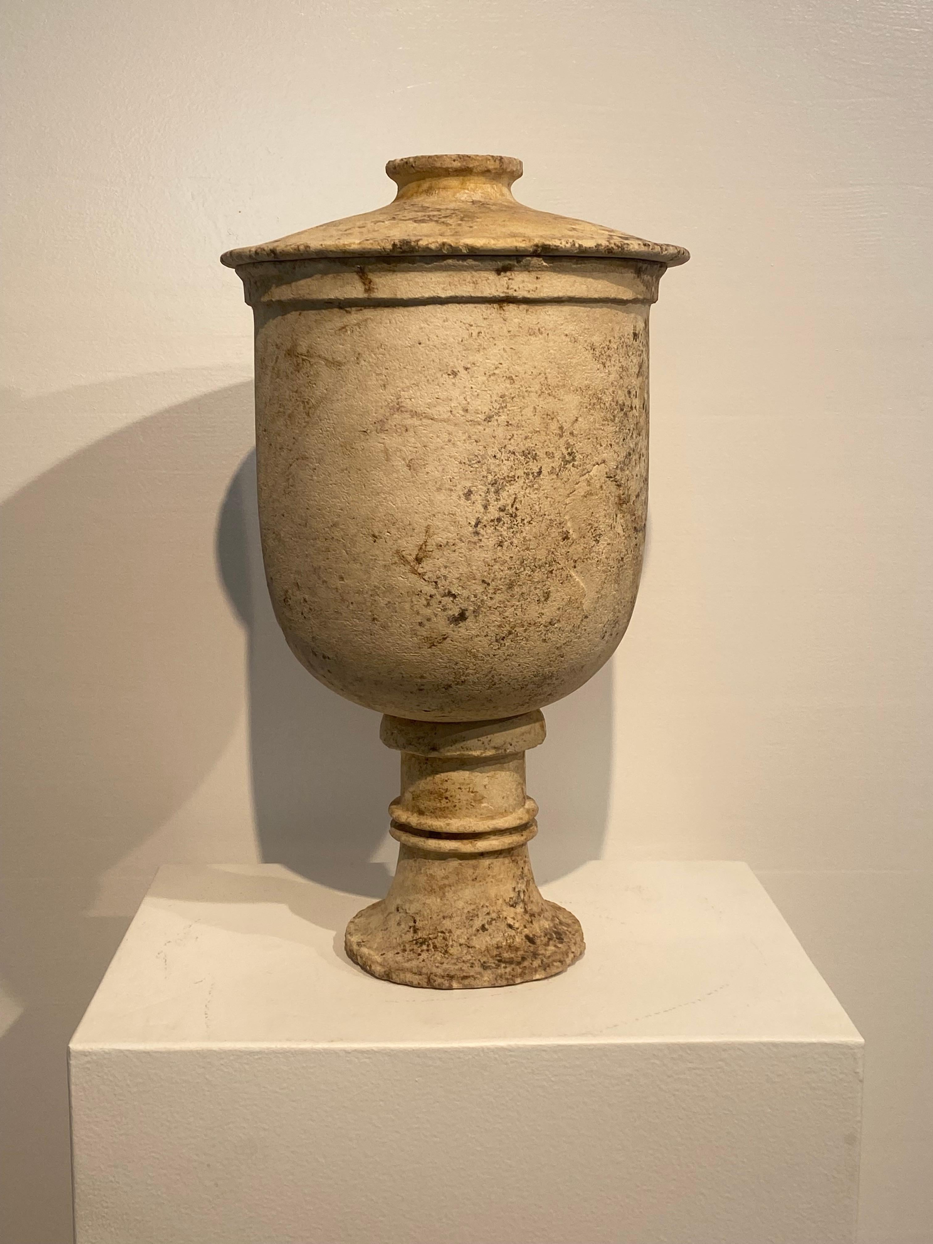 Greek Brutalist Urn In Limestone With lid For Sale