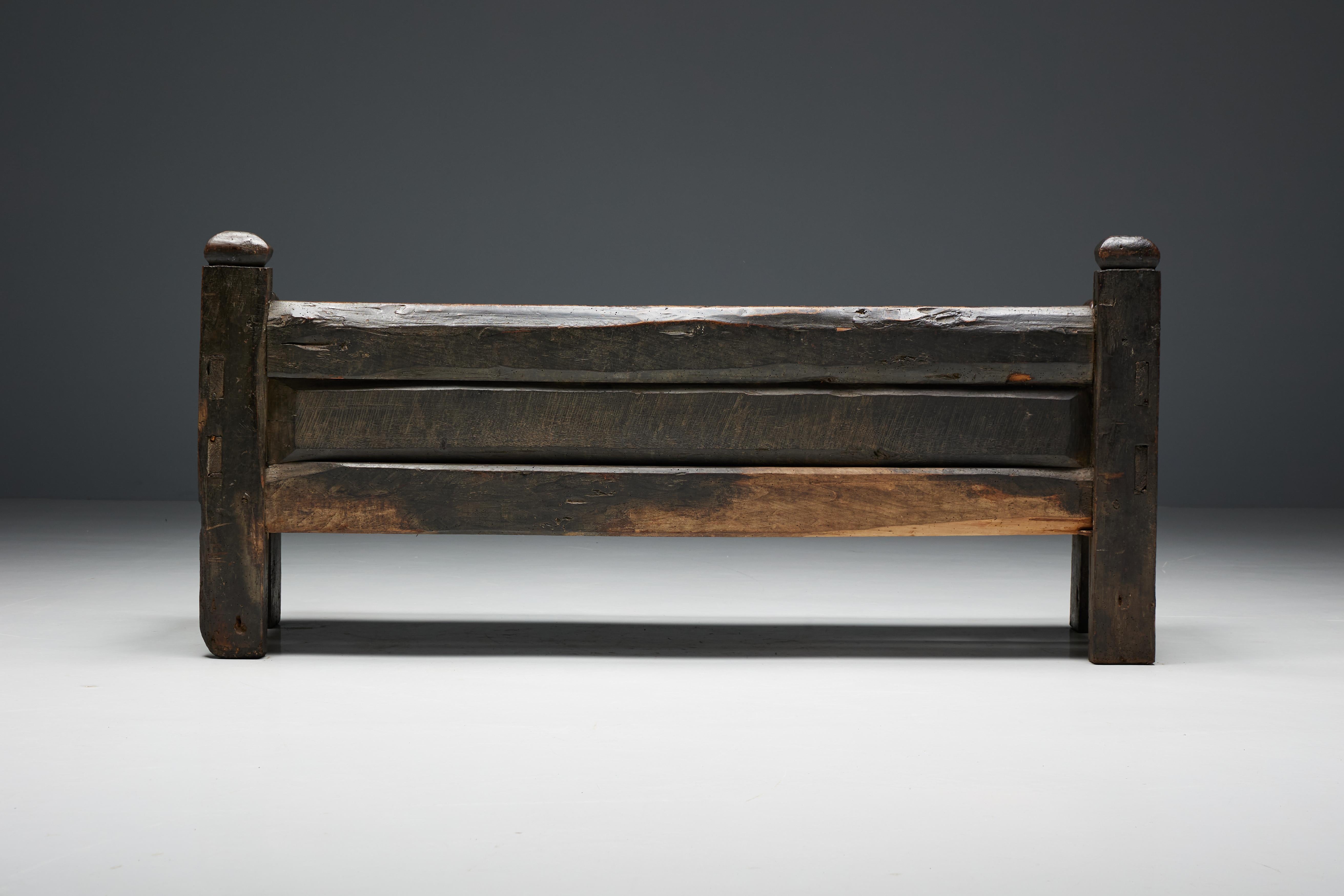 Brutalistische Wabi Sabi-Bank, Frankreich, 19. Jahrhundert im Angebot 6