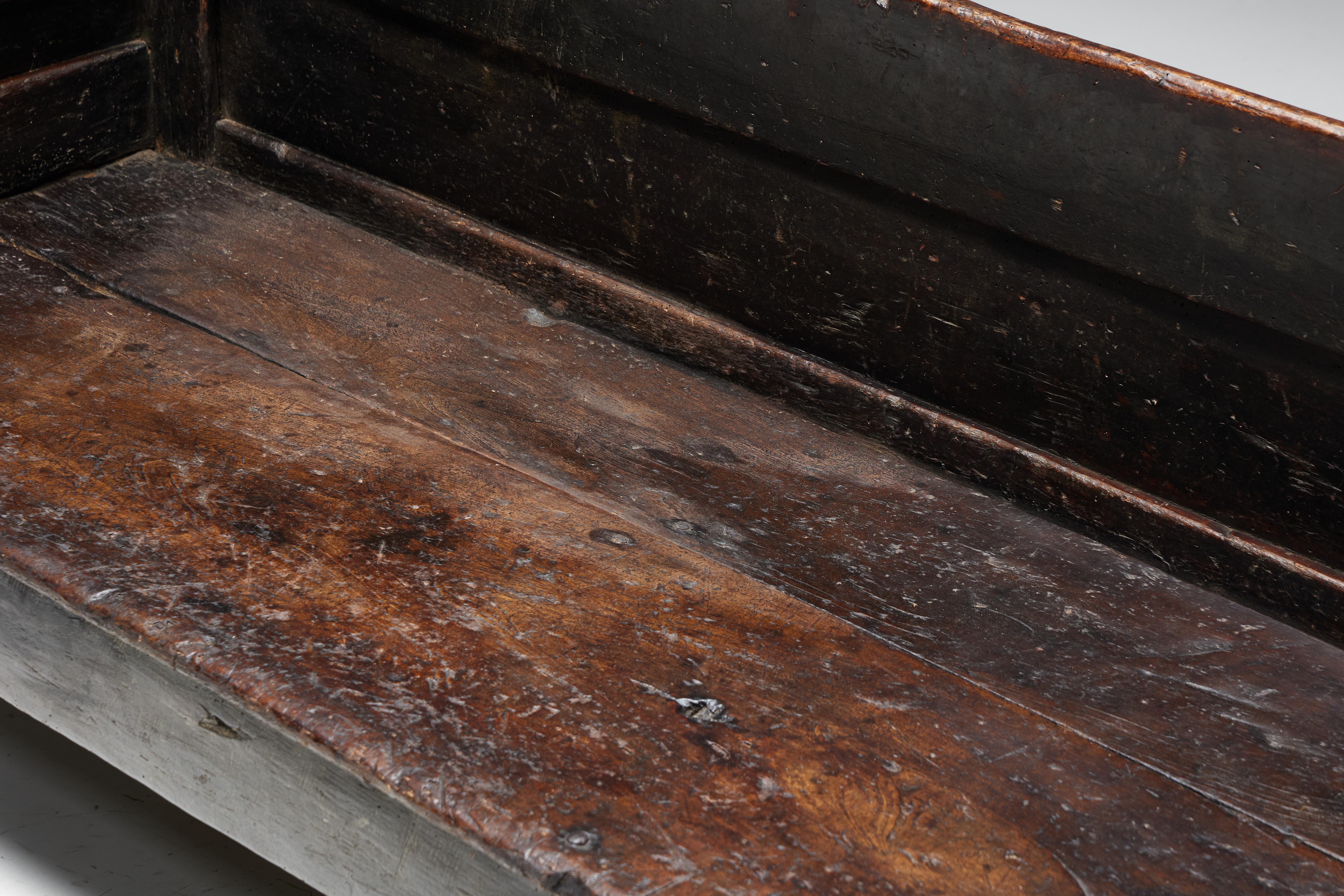 Brutalistische Wabi Sabi-Bank, Frankreich, 19. Jahrhundert im Angebot 3