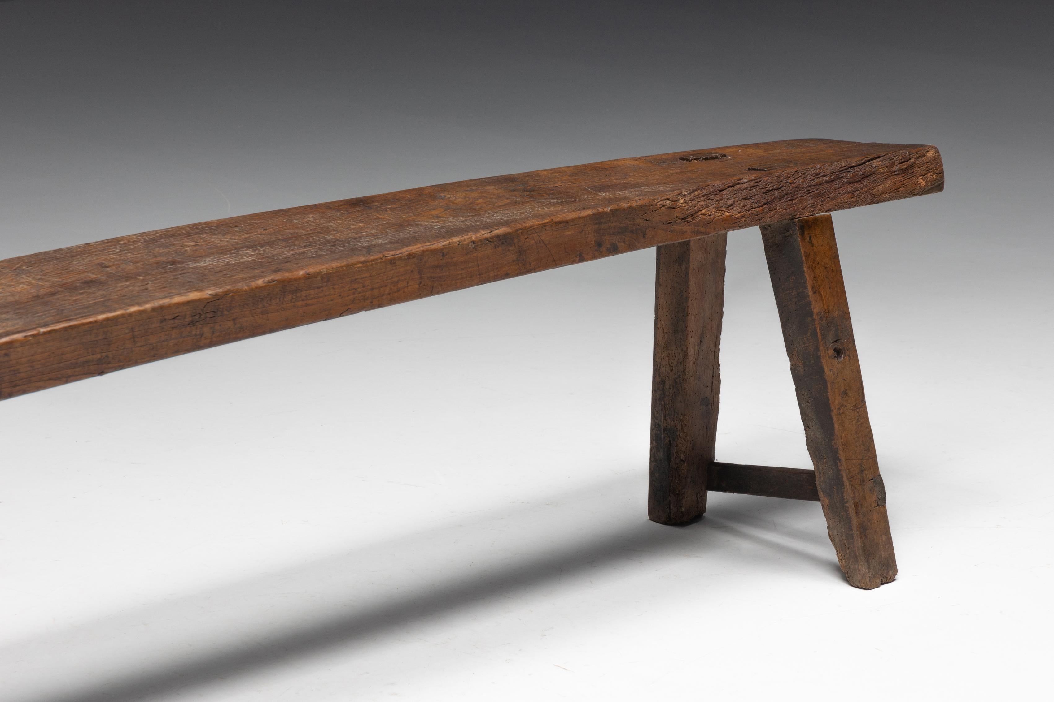 Legno Panche Wabi Sabi brutaliste, Francia, XIX secolo in vendita