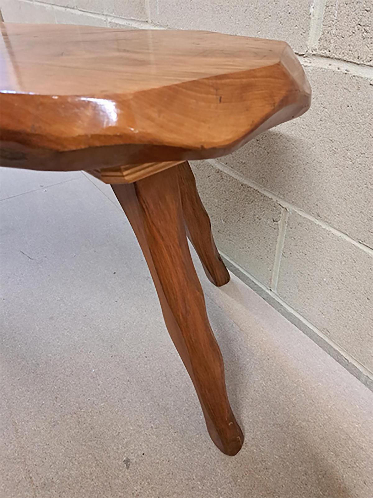Hardwood Brutalist Wabi Sabi chalet-style Tripod Side Table, 1950s For Sale